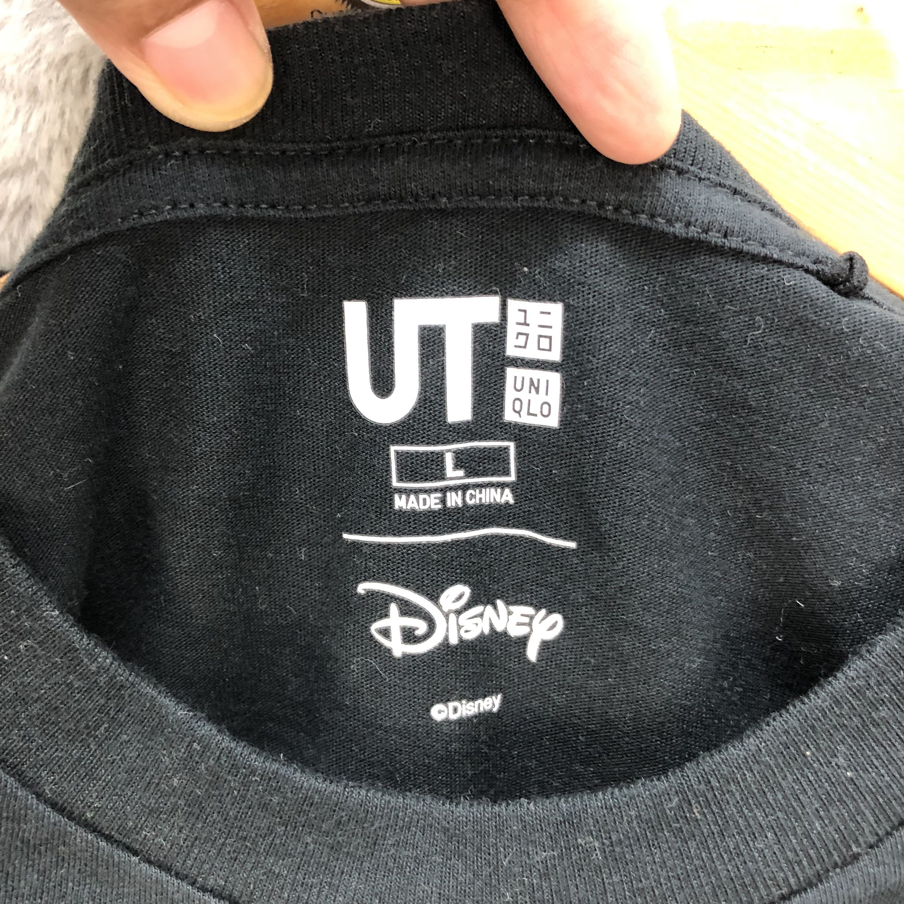 Disney Uniqlo X Disney Mickey Mouse Single Pocket Tees #5447-191 Size US L / EU 52-54 / 3 - 11 Thumbnail