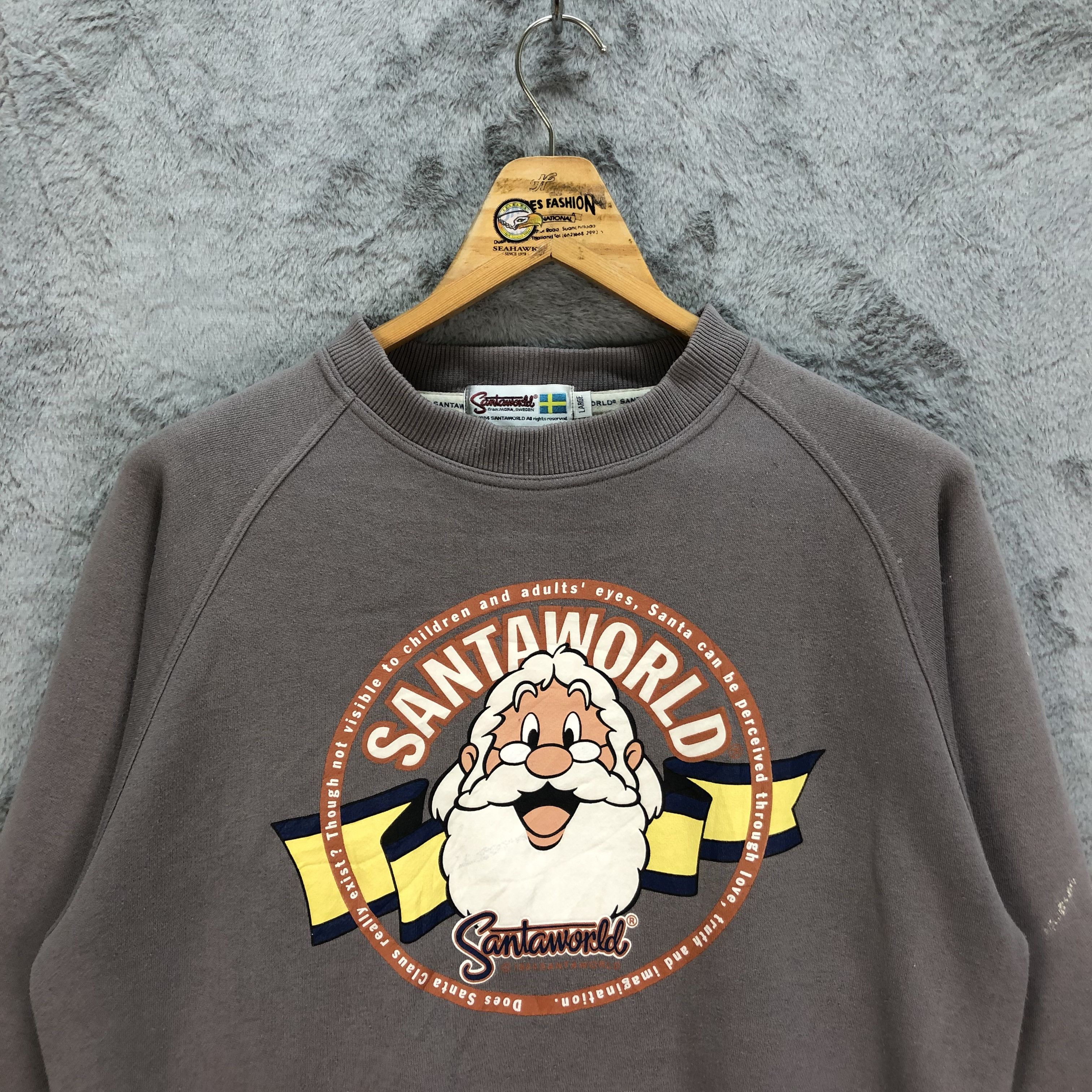Japanese Brand Santa World Big Logo Sweatshirts #5442-190 Size US L / EU 52-54 / 3 - 2 Thumbnail