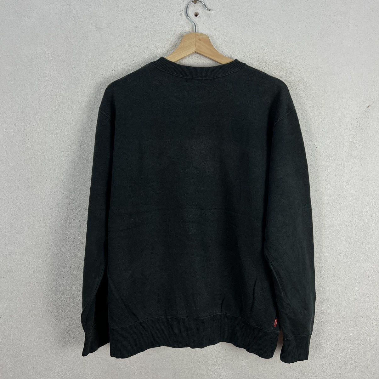 Japanese Brand VINTAGE LEVI'S SWEATSHIRT BIG LOGO Size US M / EU 48-50 / 2 - 6 Thumbnail