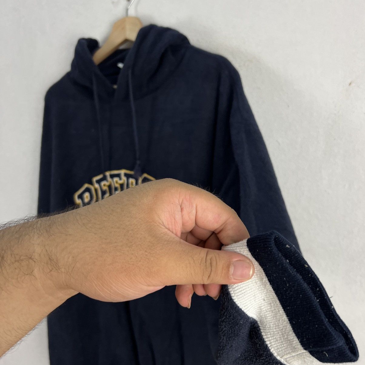 Japanese Brand VINTAGE REEBOK HOODIE SWEATSHIRT BIG LOGO Size US M / EU 48-50 / 2 - 6 Thumbnail