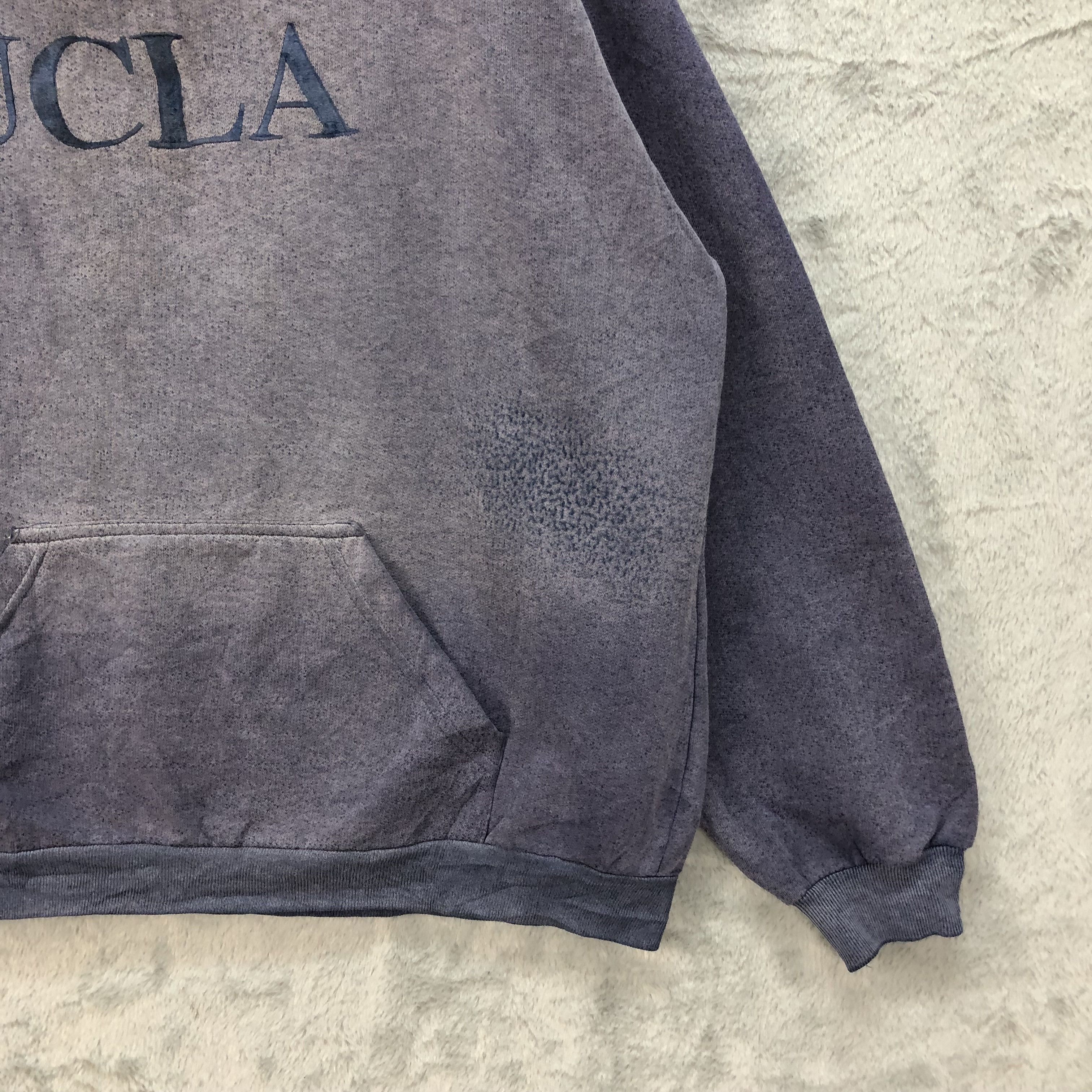 Vintage Trashed UCLA Over Wear Made in USA Sweatshirts #4942-30 Size US L / EU 52-54 / 3 - 6 Thumbnail
