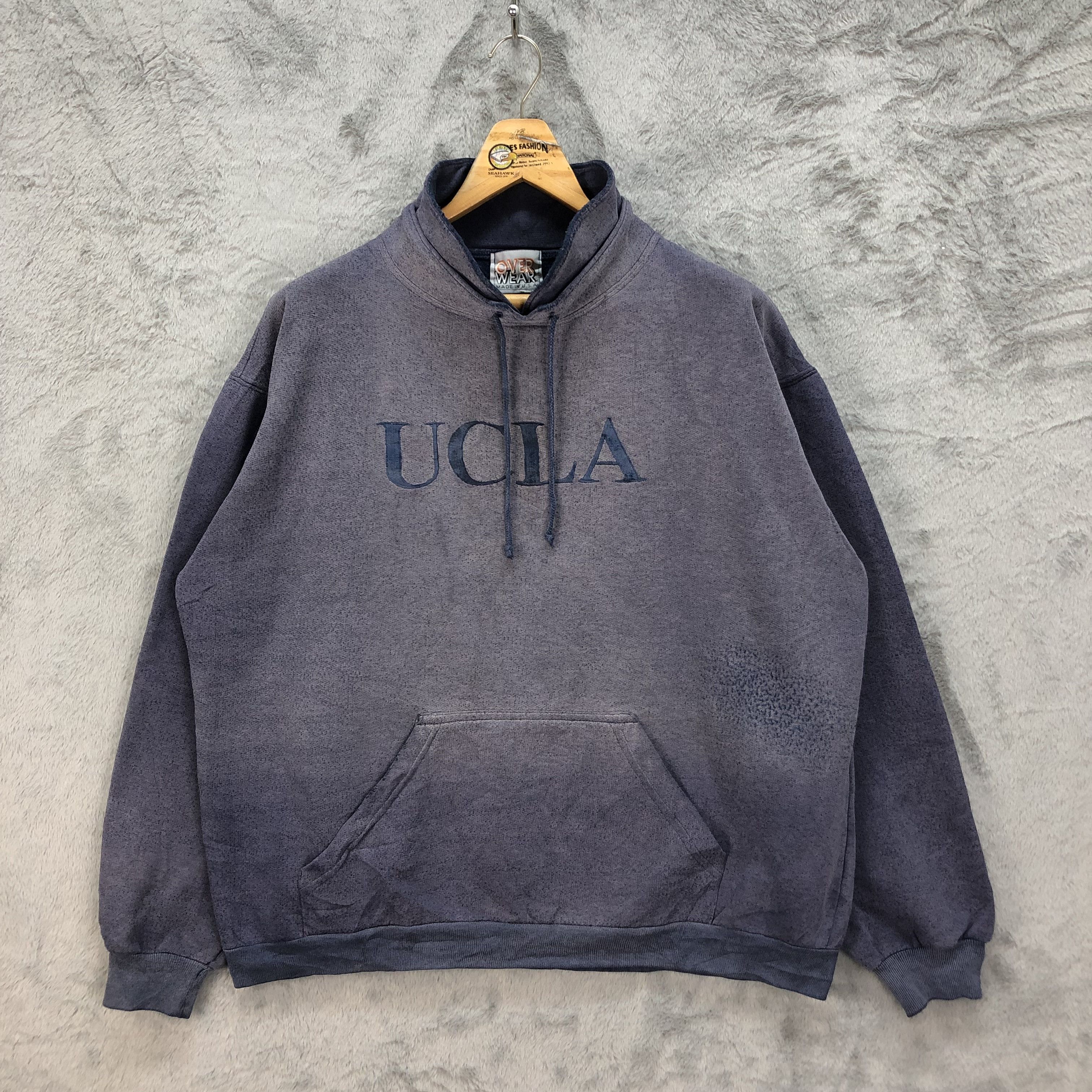 Vintage Trashed UCLA Over Wear Made in USA Sweatshirts #4942-30 Size US L / EU 52-54 / 3 - 1 Thumbnail