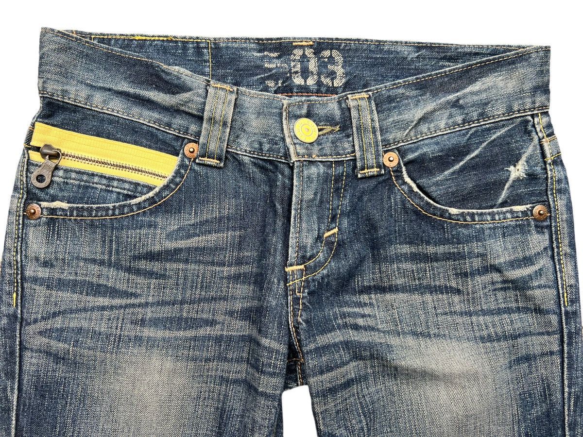 Edwin Vintage Edwin 503 Blue Trip Distressed Flare Jeans 31x30 Size 31" - 8 Thumbnail