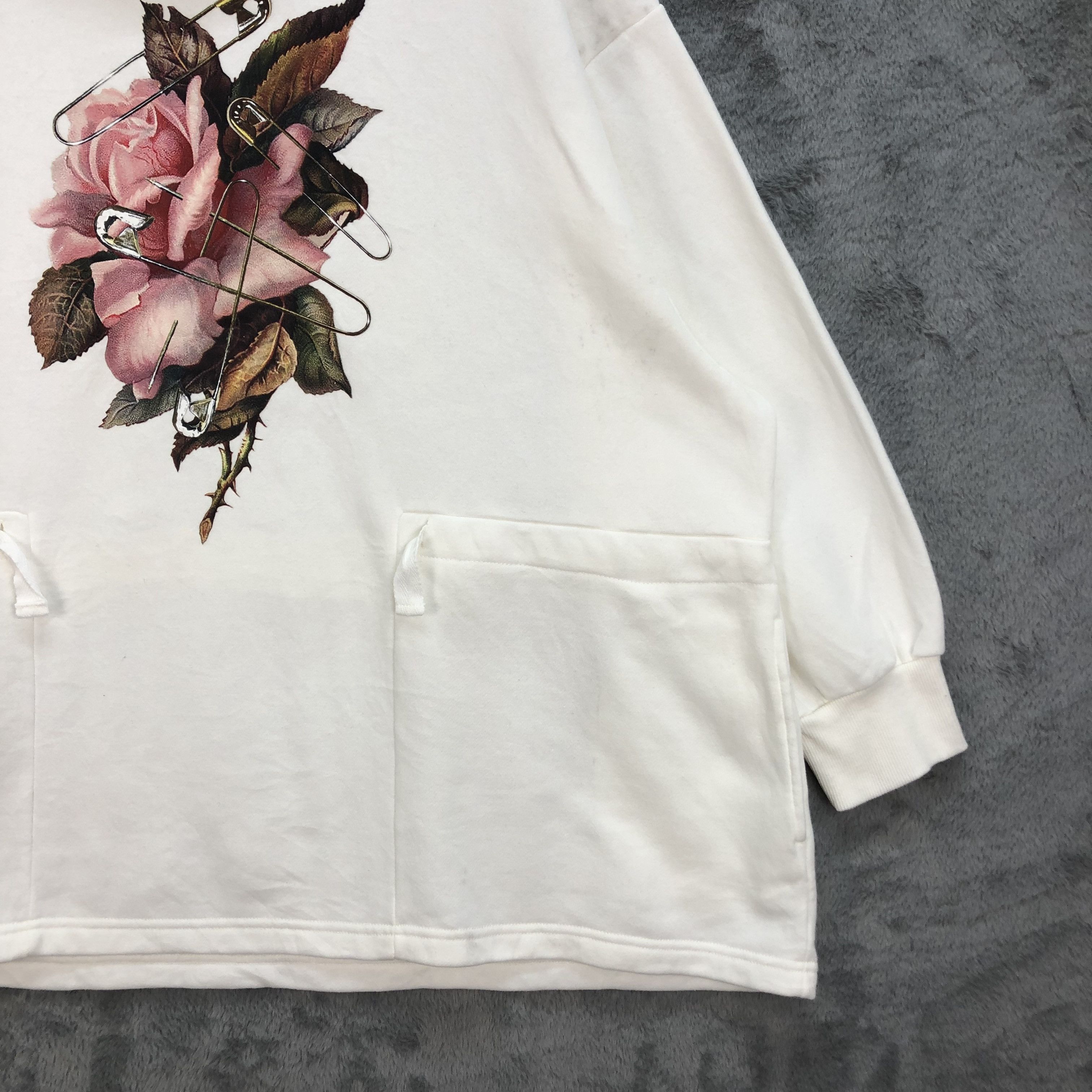 GU GU X UNDERCOVER FLOWERS LOGO OVERSIZED HOODIES #5111-32 Size XXL / US 16-18 / IT 52-54 - 7 Thumbnail