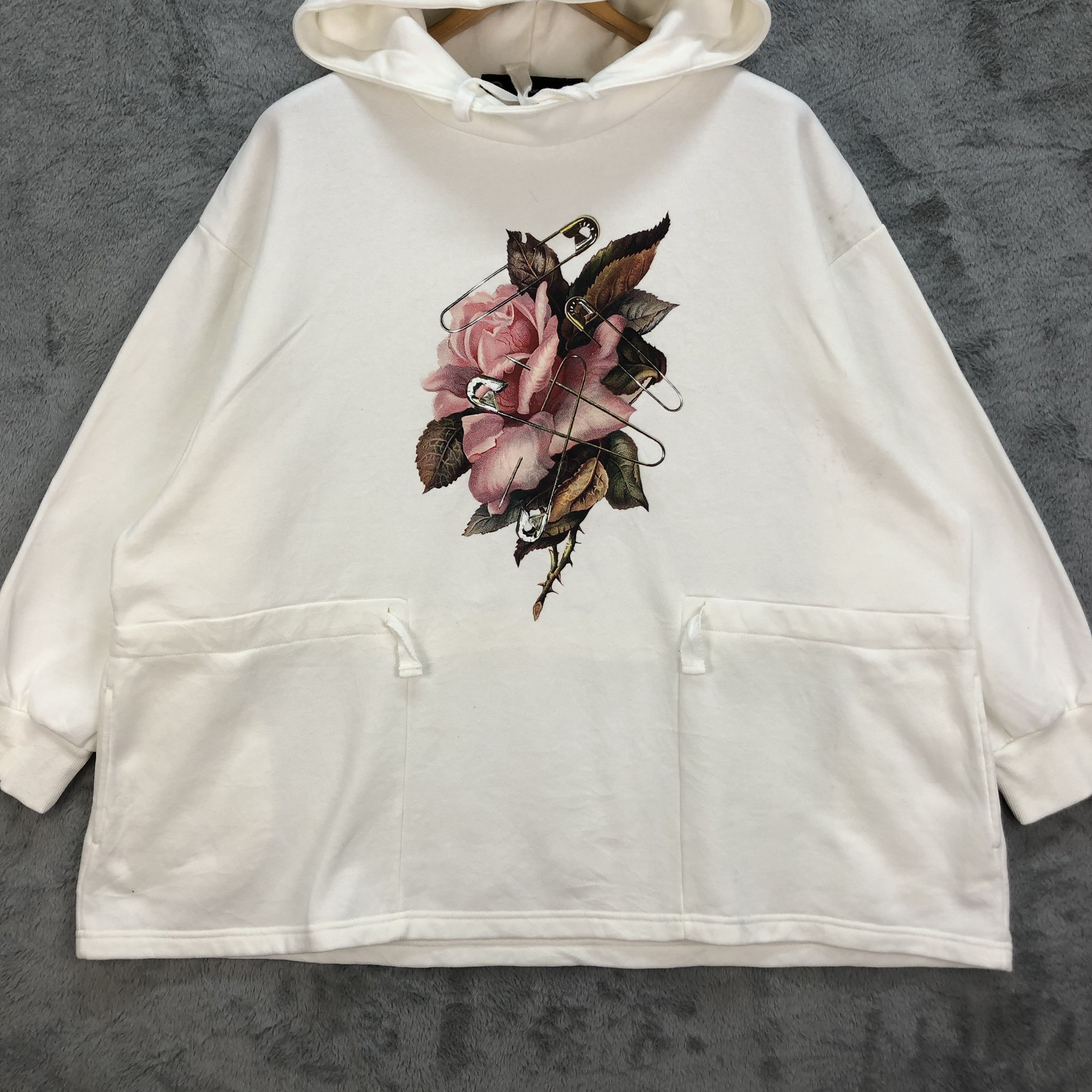 GU GU X UNDERCOVER FLOWERS LOGO OVERSIZED HOODIES #5111-32 Size XXL / US 16-18 / IT 52-54 - 5 Thumbnail