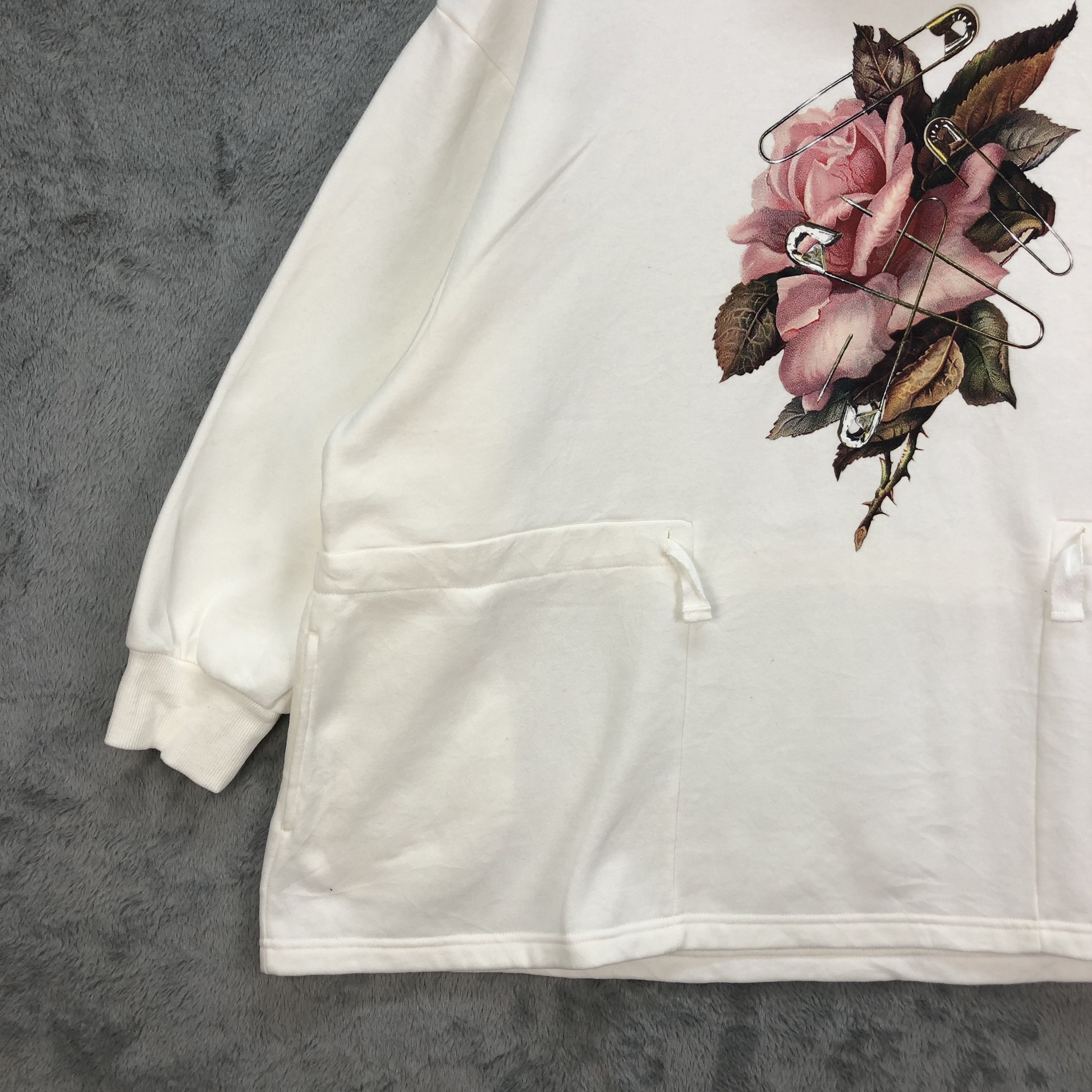 GU GU X UNDERCOVER FLOWERS LOGO OVERSIZED HOODIES #5111-32 Size XXL / US 16-18 / IT 52-54 - 6 Thumbnail