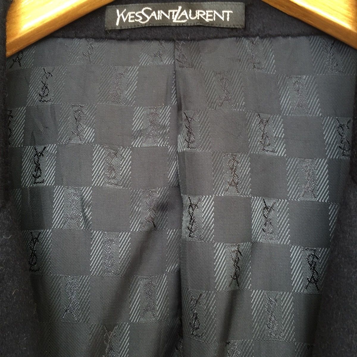 Velvet × Yves Saint Laurent Vintage YvesSaintLaurent Velvet Blazer Jacket Size 40L - 7 Thumbnail