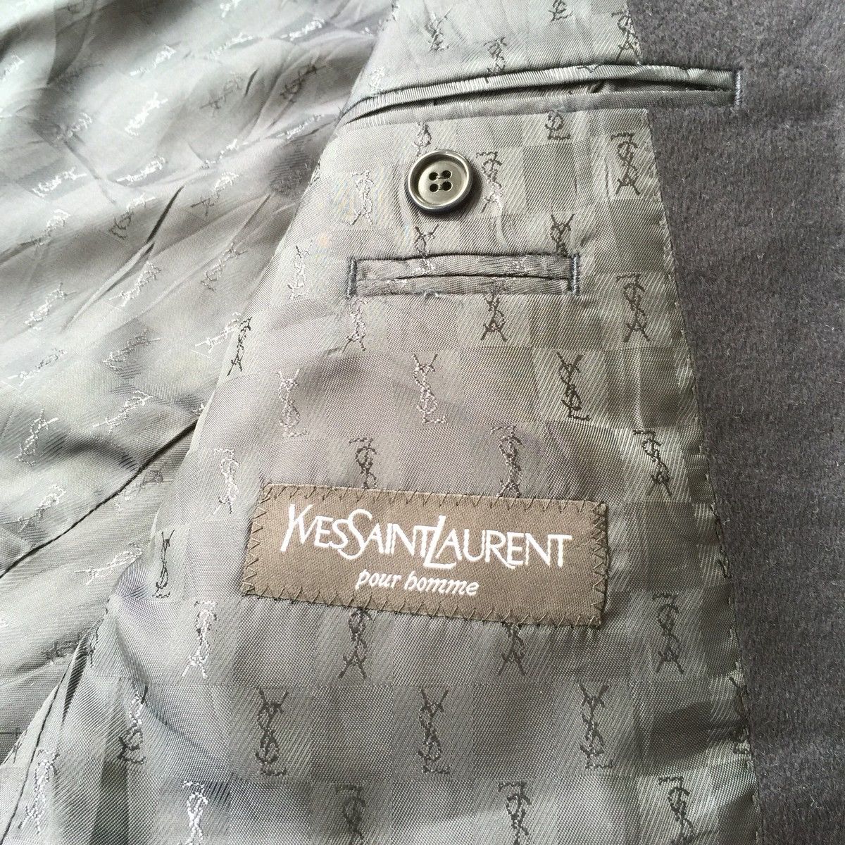 Velvet × Yves Saint Laurent Vintage YvesSaintLaurent Velvet Blazer Jacket Size 40L - 8 Thumbnail