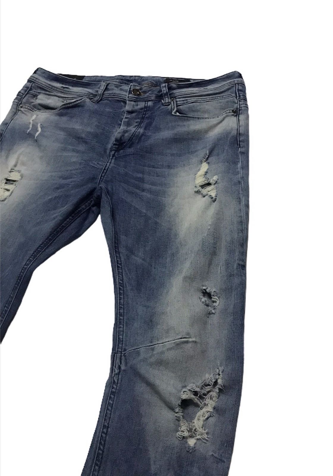 Zara Zara distressed style denim jeans Size US 32 / EU 48 - 3 Thumbnail