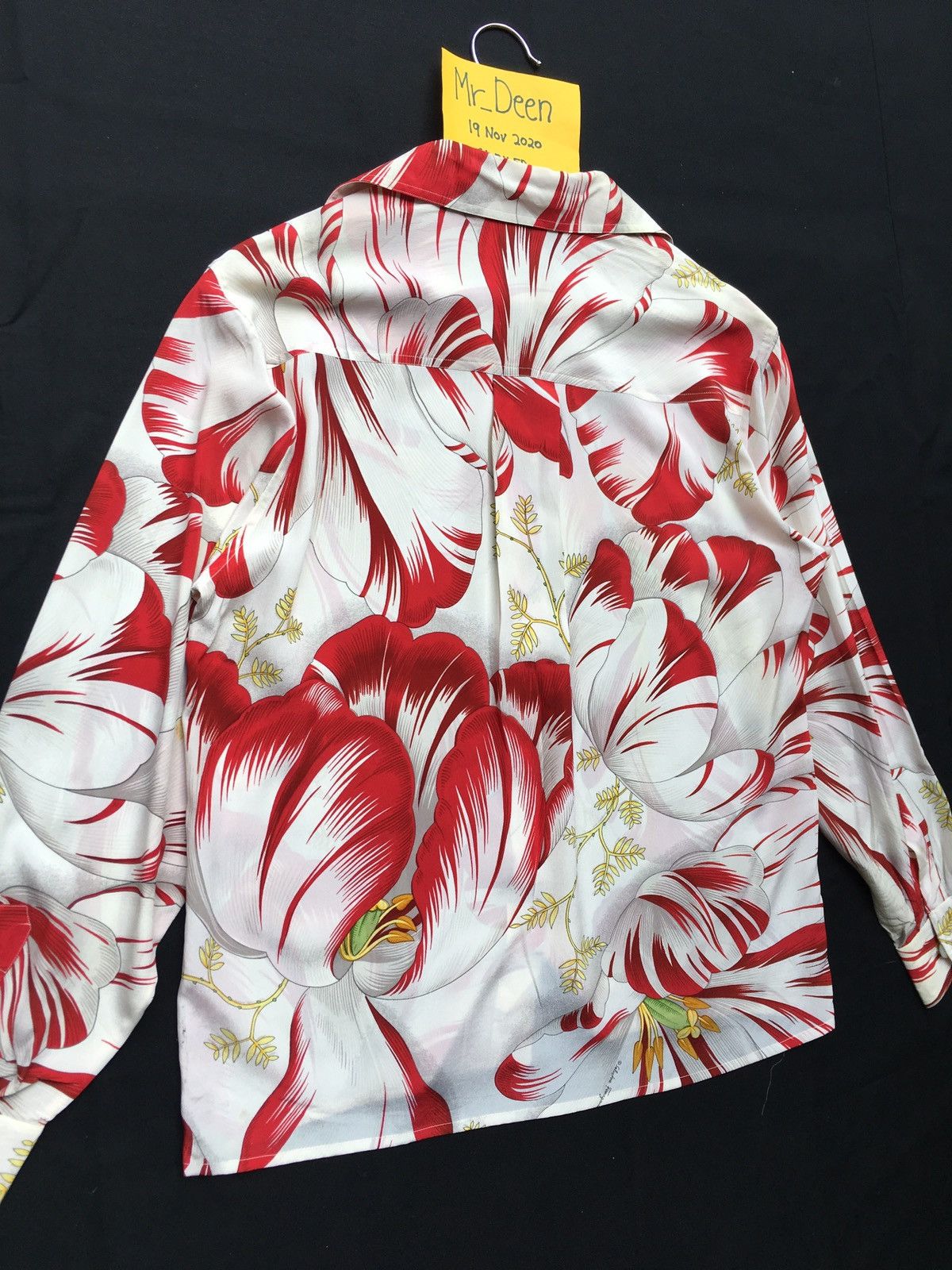 Salvatore Ferragamo Vintage Salvatore Ferragamo Silk Floral Collared Shirt Size US M / EU 48-50 / 2 - 13 Thumbnail