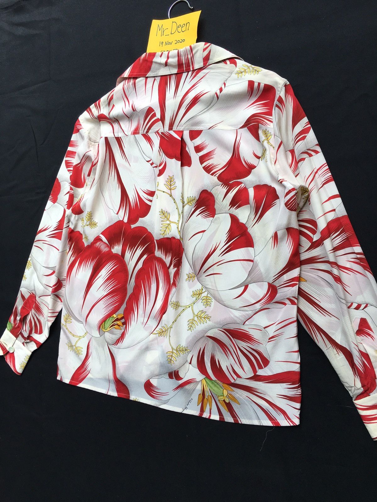 Salvatore Ferragamo Vintage Salvatore Ferragamo Silk Floral Collared Shirt Size US M / EU 48-50 / 2 - 12 Thumbnail