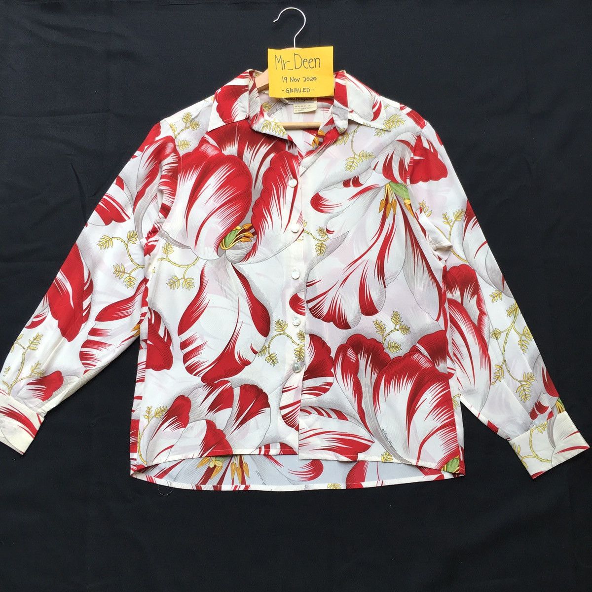 Salvatore Ferragamo Vintage Salvatore Ferragamo Silk Floral Collared Shirt Size US M / EU 48-50 / 2 - 2 Thumbnail