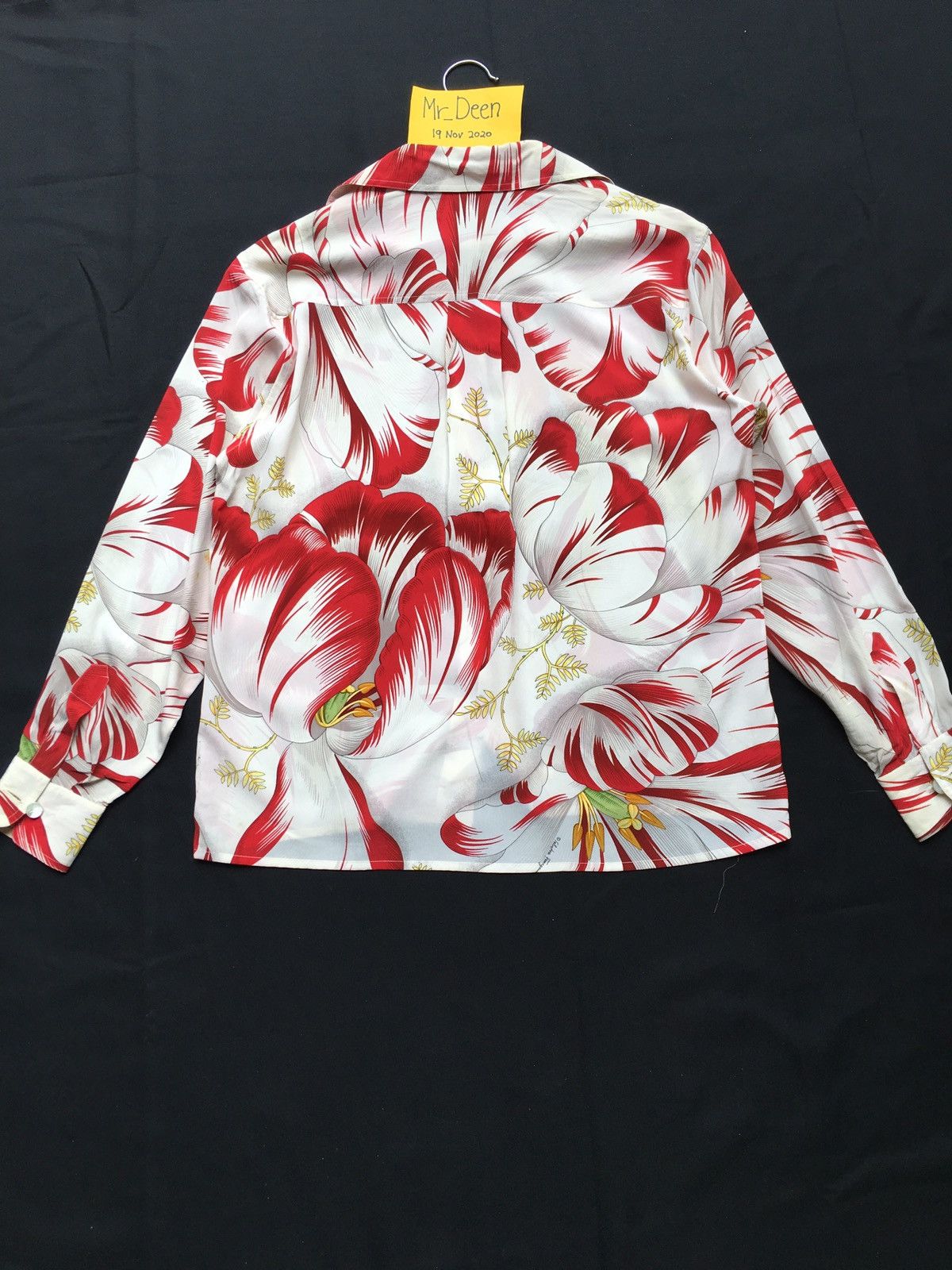 Salvatore Ferragamo Vintage Salvatore Ferragamo Silk Floral Collared Shirt Size US M / EU 48-50 / 2 - 11 Thumbnail