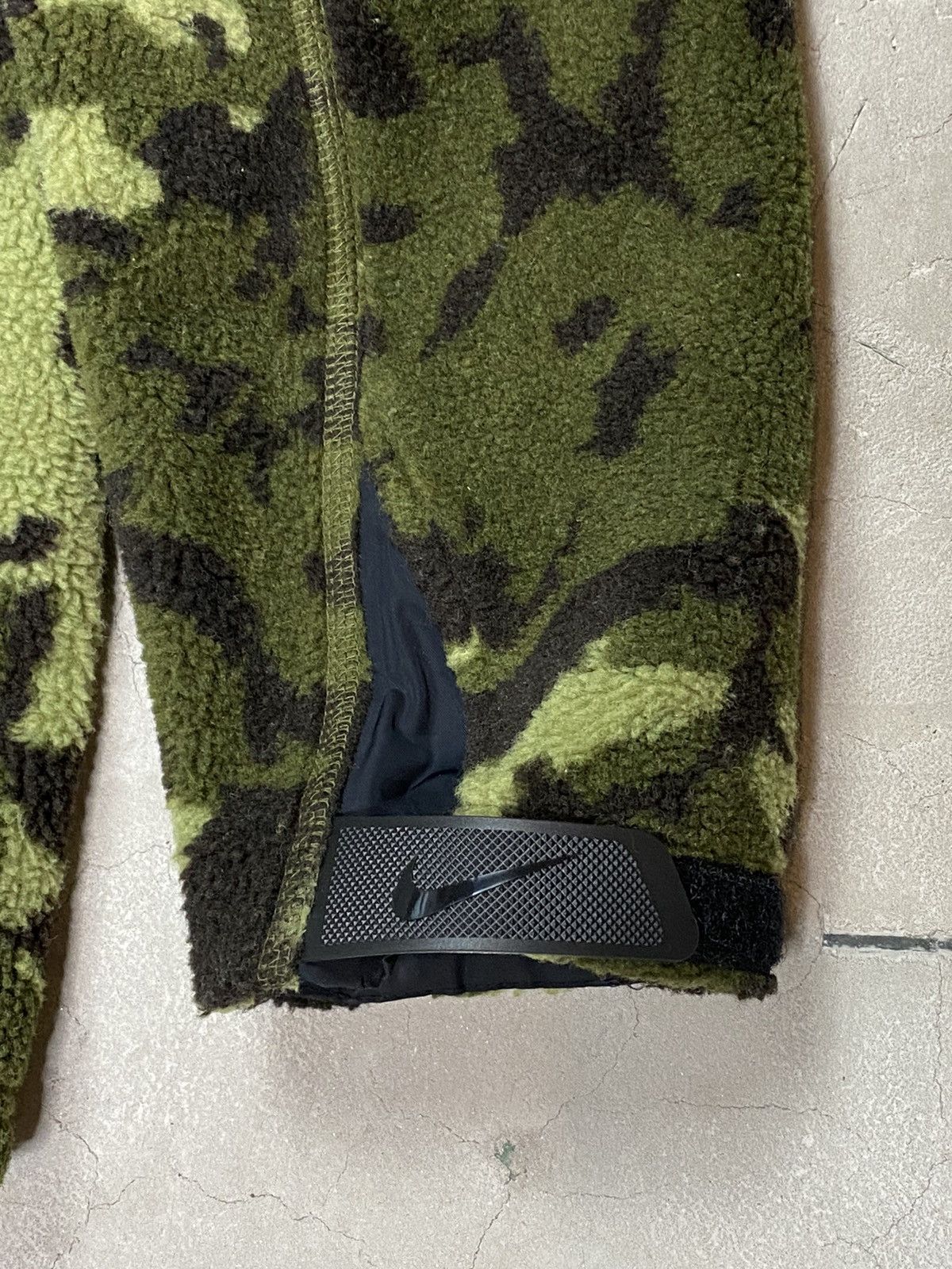 Alyx × Nike Alyx x Nike Camo Fleece Jacket Size US M / EU 48-50 / 2 - 6 Thumbnail