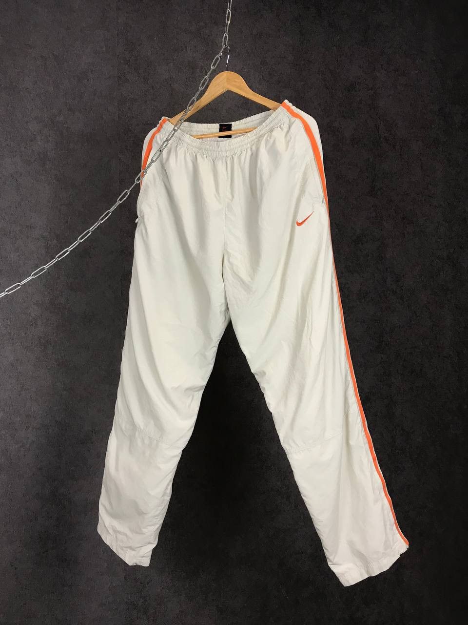 Vintage Nike swoosh streetwear vintage sweatpants Size US 34 / EU 50 - 1 Thumbnail