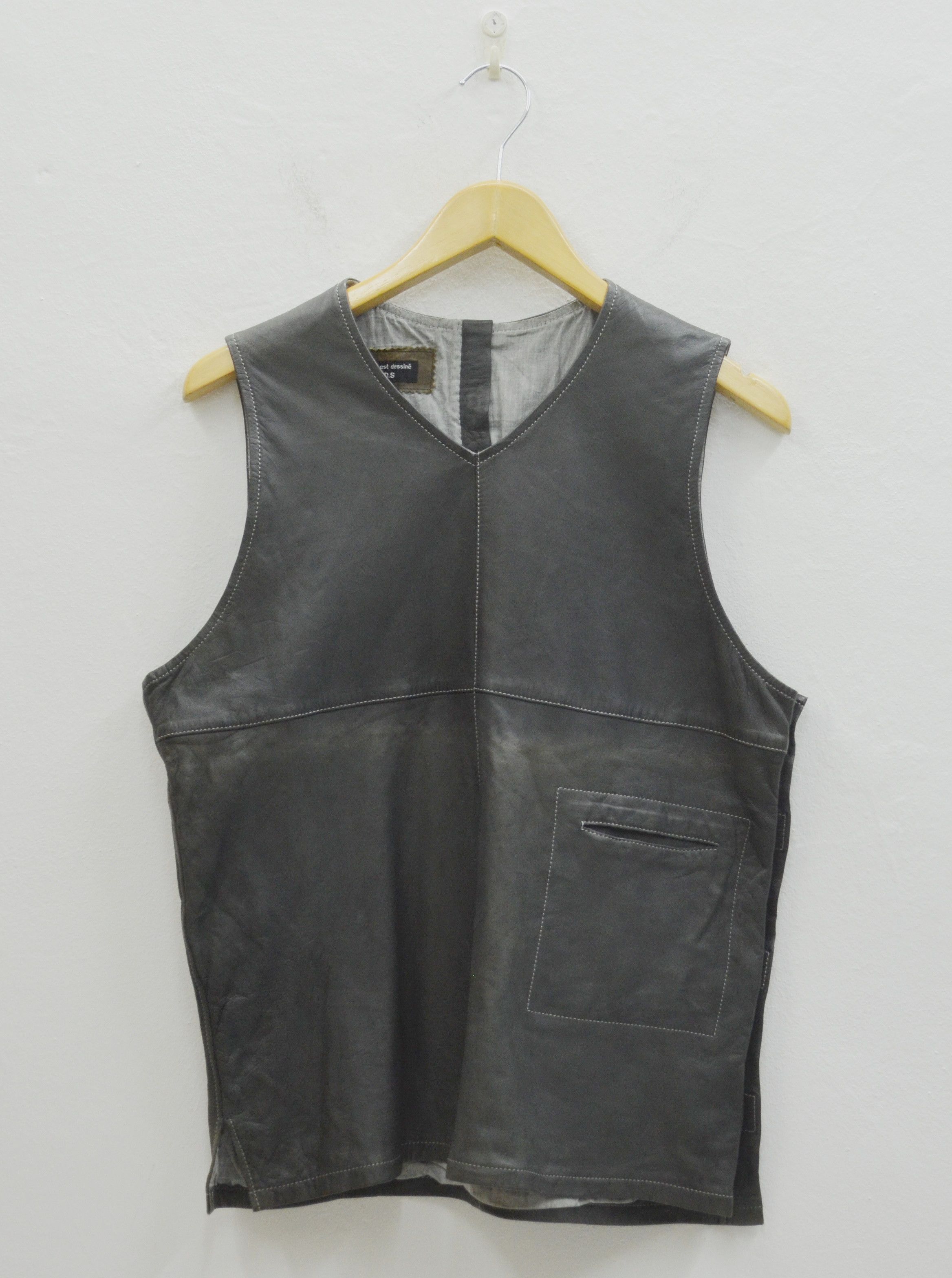image of Genuine Leather Cet Article Est Dessine Par K.d.s Sheep Leather Vests in Black, Men's (Size Small)