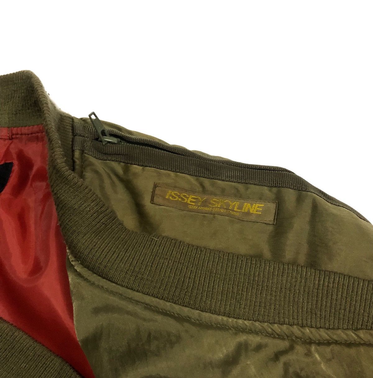 Issey Miyake Archival 1982 Issey Skyline MA-1 bomber jacket rare Size US L / EU 52-54 / 3 - 9 Thumbnail