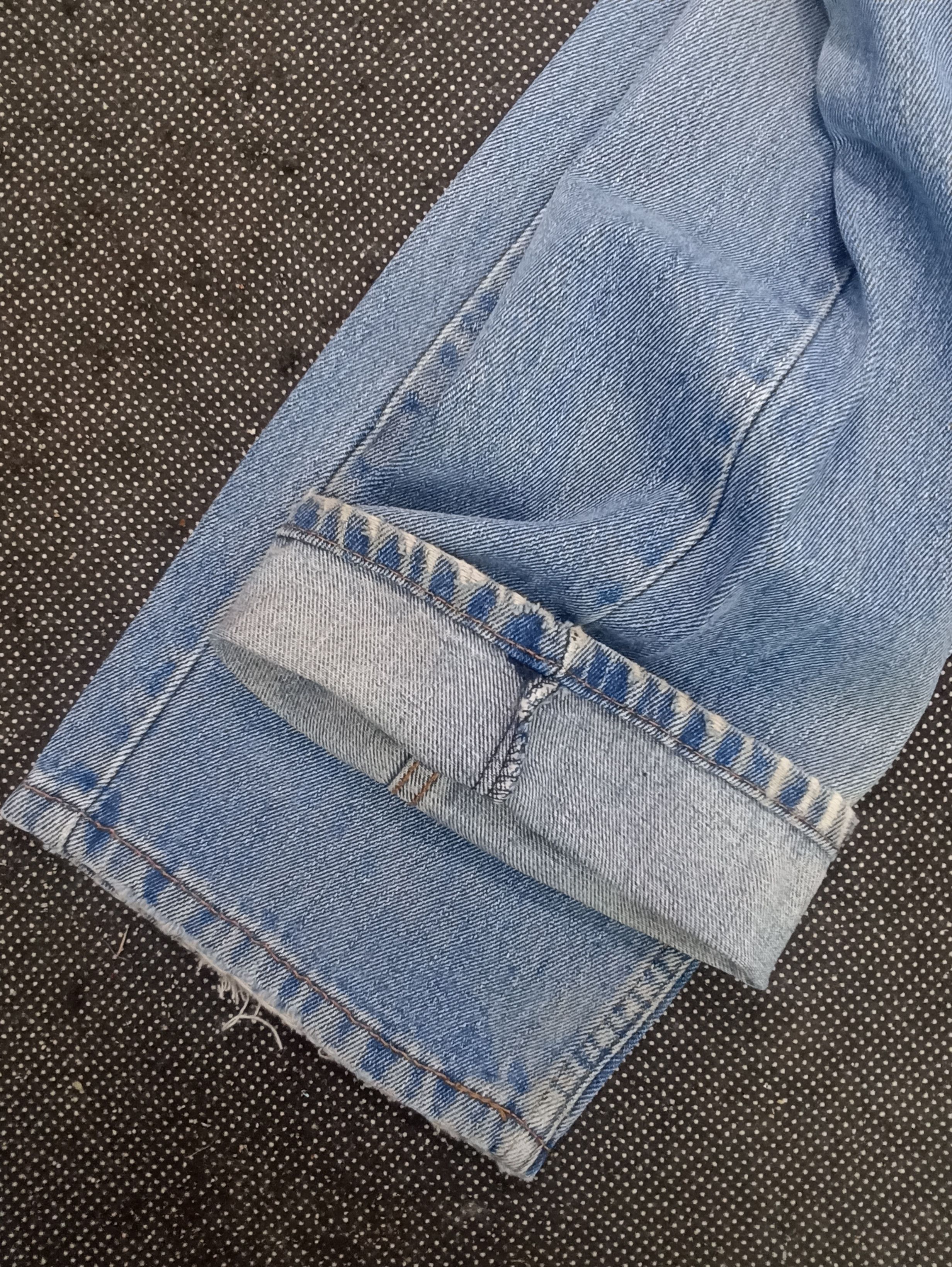 Jean × Levi's × Vintage VINTAGE LEVIS 505 DISTRESSED BLUE WASH JEANS -J354 Size US 36 / EU 52 - 6 Thumbnail