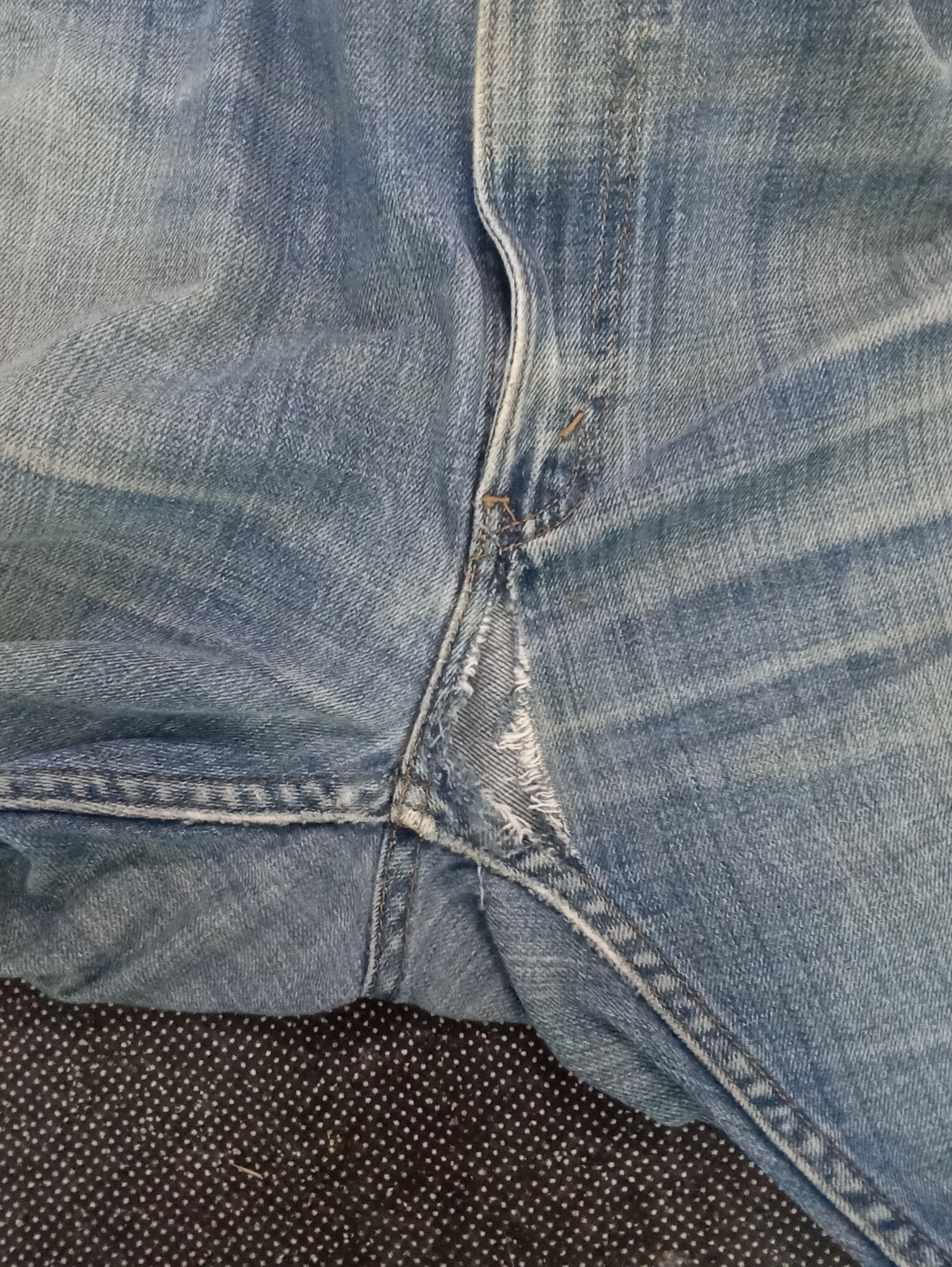 Jean × Levi's × Vintage VINTAGE LEVIS 505 DISTRESSED RUSTY JEANS -J356 Size US 41 - 8 Thumbnail
