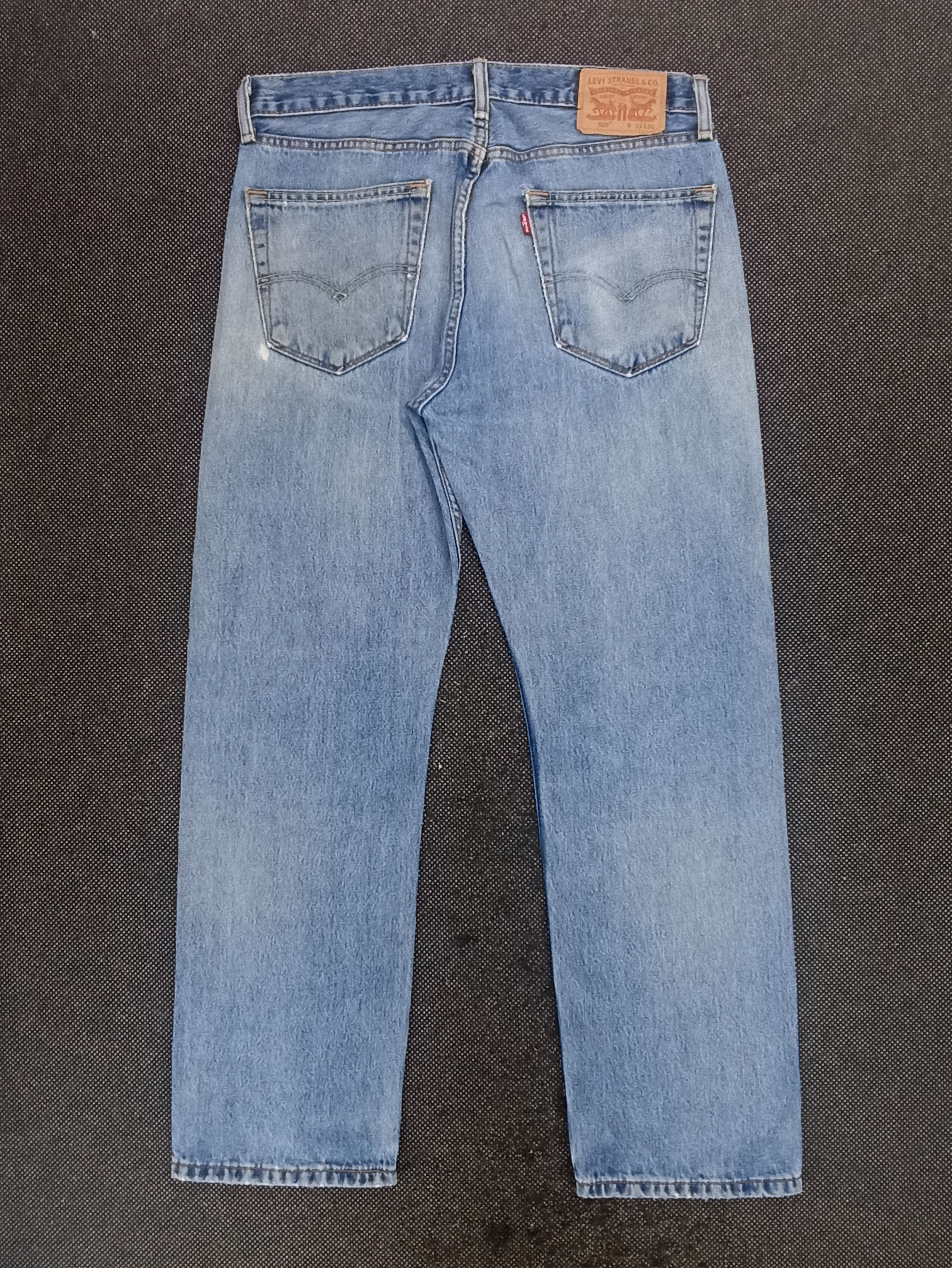 Jean × Levi's × Vintage VINTAGE LEVIS 505 DISTRESSED BLUE WASH JEANS -J357 Size US 34 / EU 50 - 2 Thumbnail