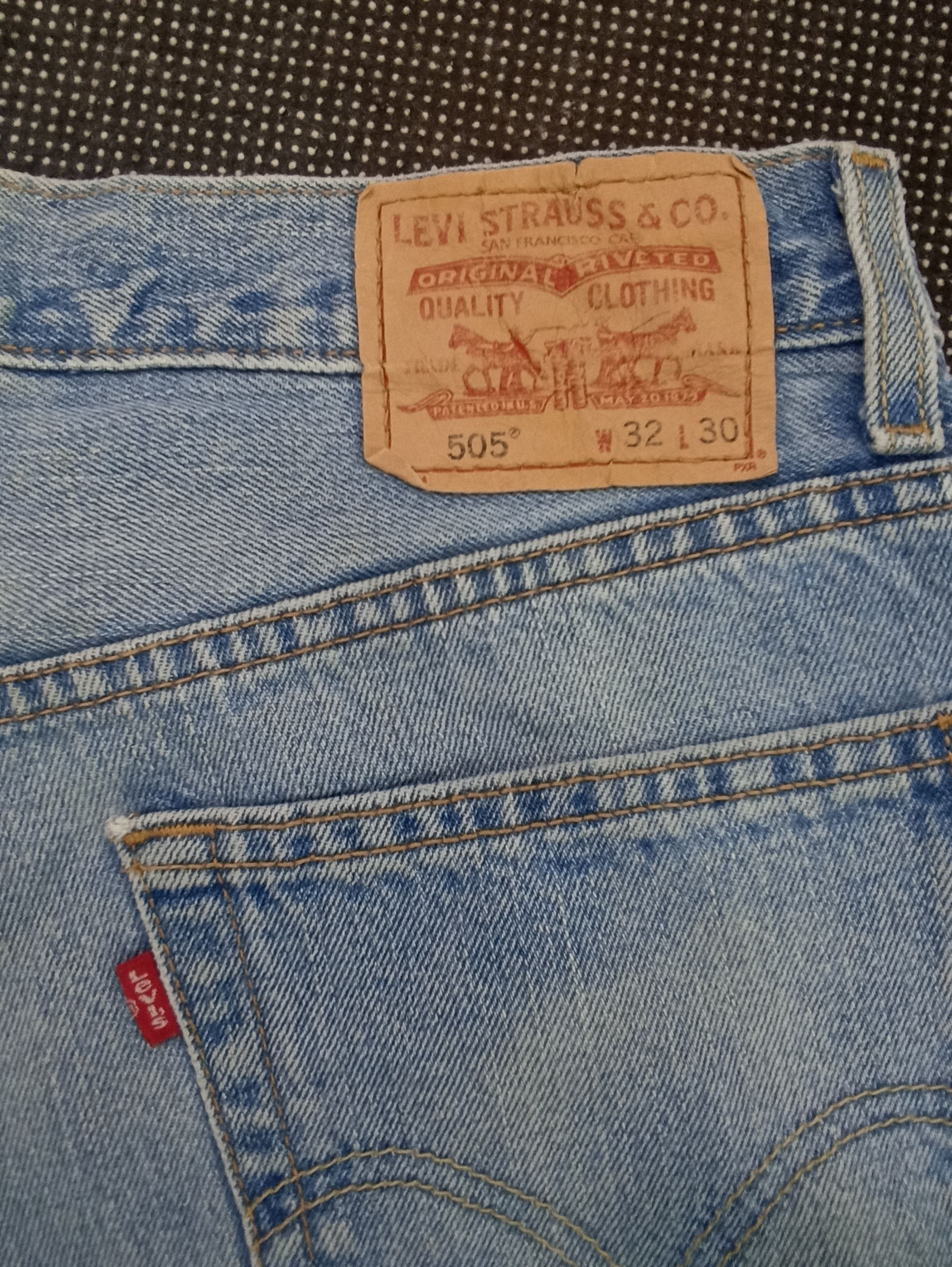 Jean × Levi's × Vintage VINTAGE LEVIS 505 BLUE WASH JEANS -J359 Size US 33 - 9 Thumbnail