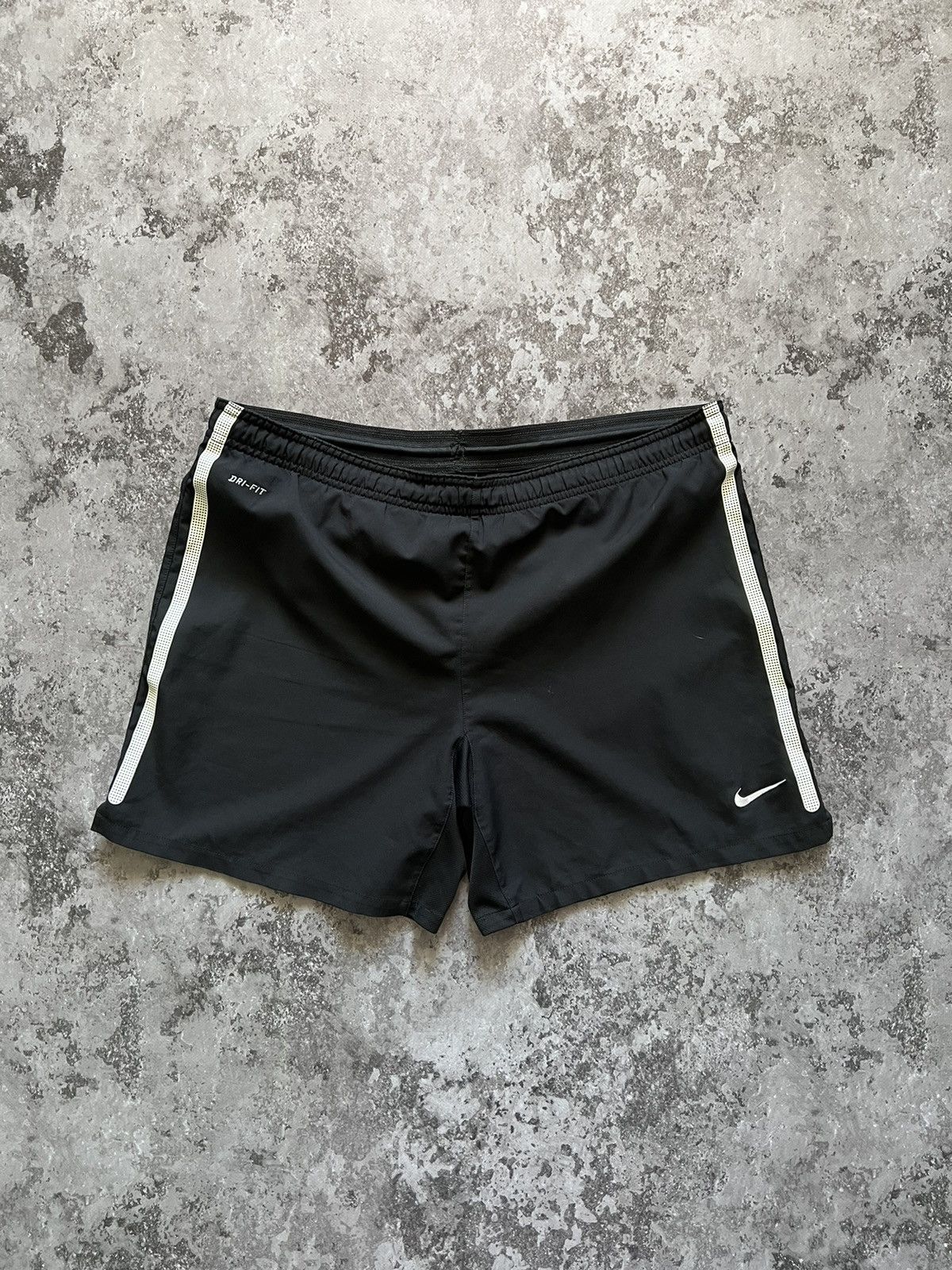 Nike × Vintage Vintage Nike Shorts Size US 34 / EU 50 - 2 Thumbnail