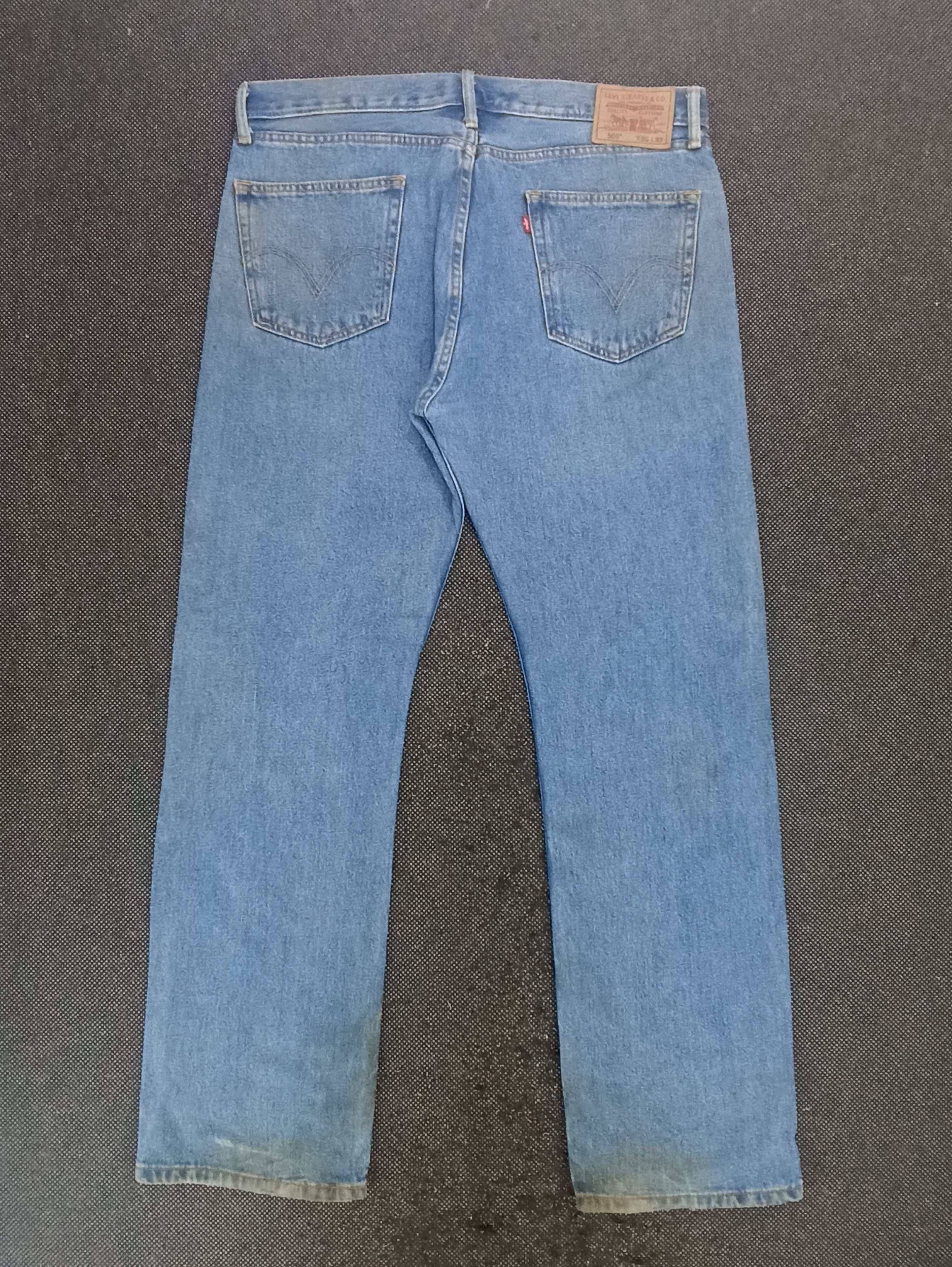 Jean × Levi's × Vintage VINTAGE LEVIS 505 STRAIGHT FIT BLUE JEANS -J360 Size US 39 - 2 Thumbnail