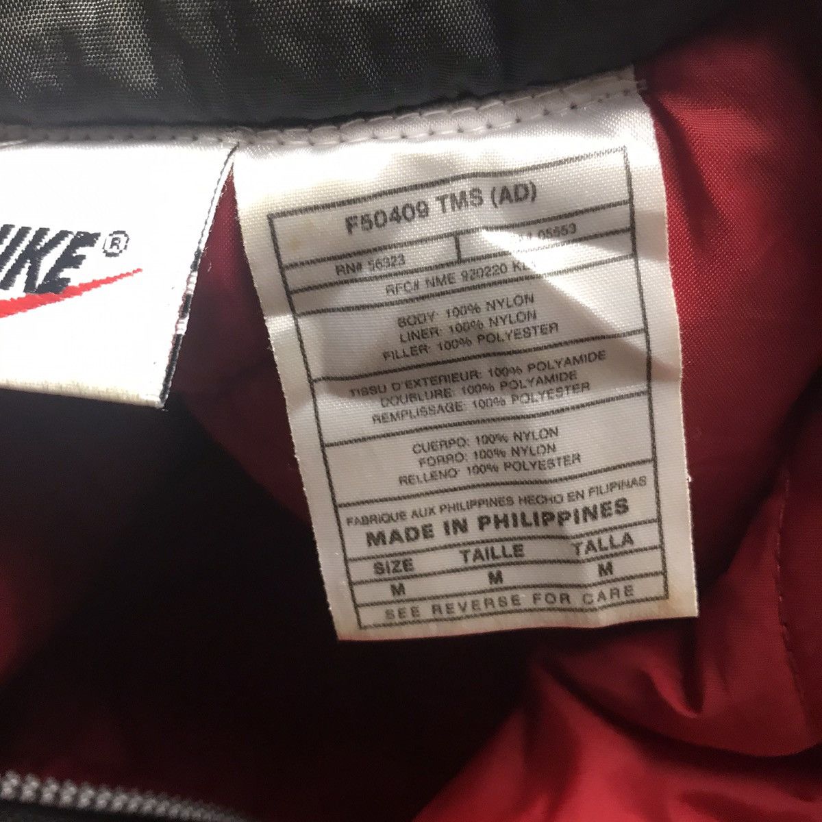 Nike Vintage 90s Nike Padded Bench Coat Size US M / EU 48-50 / 2 - 11 Thumbnail