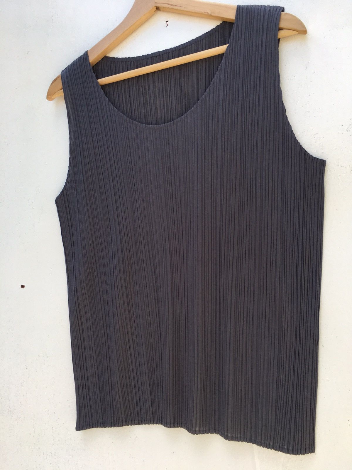 Pleats Please Issey Miyake Rare Issey Miyake Pleats Please Sleeveless Top Size M / US 6-8 / IT 42-44 - 6 Thumbnail
