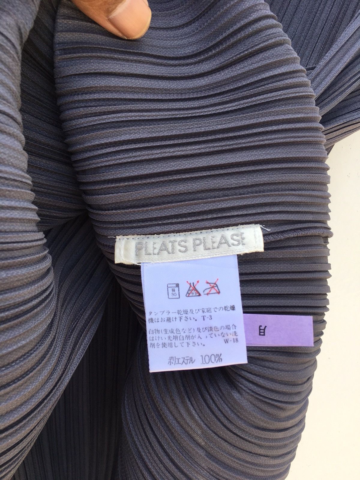 Pleats Please Issey Miyake Rare Issey Miyake Pleats Please Sleeveless Top Size M / US 6-8 / IT 42-44 - 8 Thumbnail