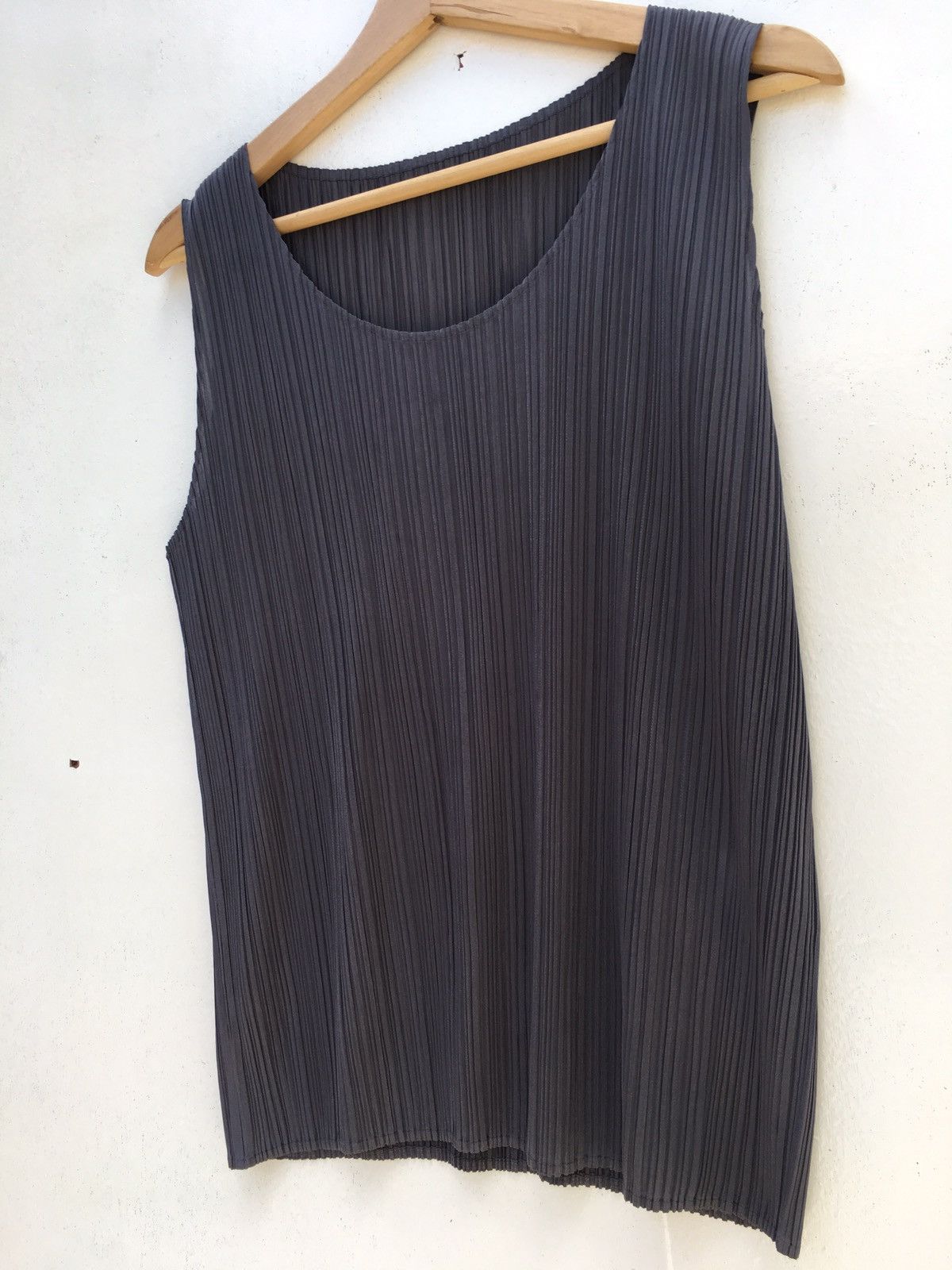 Pleats Please Issey Miyake Rare Issey Miyake Pleats Please Sleeveless Top Size M / US 6-8 / IT 42-44 - 13 Thumbnail