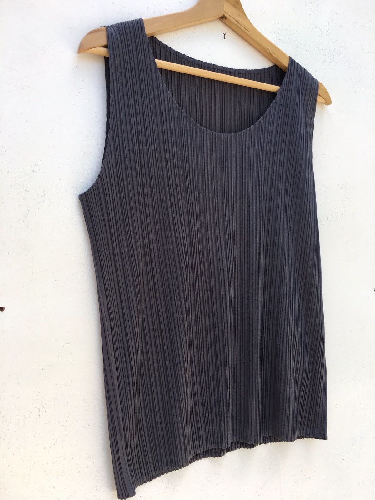Pleats Please Issey Miyake Rare Issey Miyake Pleats Please Sleeveless Top Size M / US 6-8 / IT 42-44 - 11 Thumbnail