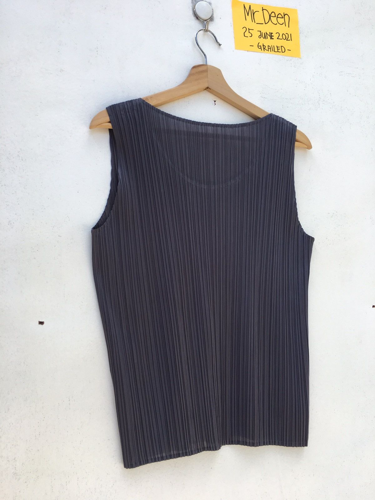 Pleats Please Issey Miyake Rare Issey Miyake Pleats Please Sleeveless Top Size M / US 6-8 / IT 42-44 - 15 Thumbnail