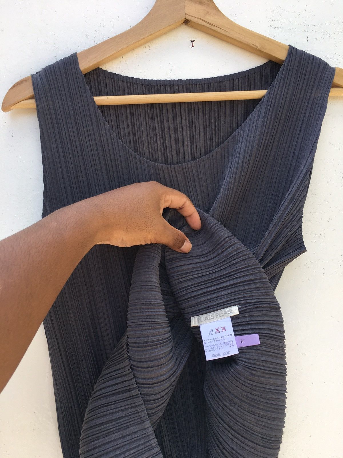 Pleats Please Issey Miyake Rare Issey Miyake Pleats Please Sleeveless Top Size M / US 6-8 / IT 42-44 - 7 Thumbnail