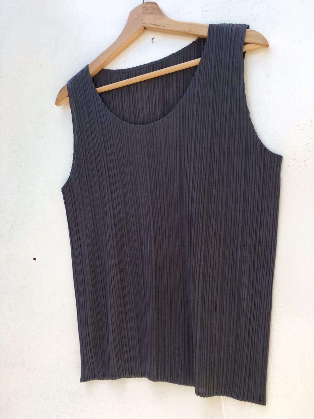 Pleats Please Issey Miyake Rare Issey Miyake Pleats Please Sleeveless Top Size M / US 6-8 / IT 42-44 - 3 Thumbnail