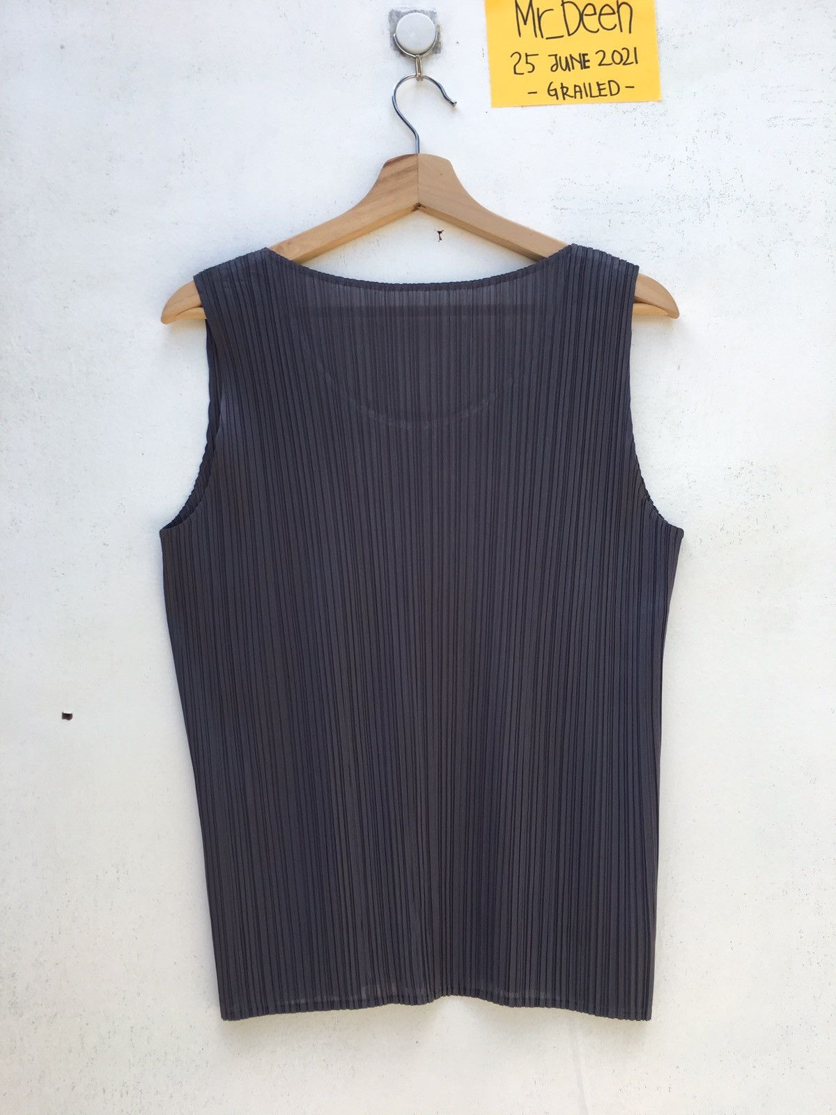 Pleats Please Issey Miyake Rare Issey Miyake Pleats Please Sleeveless Top Size M / US 6-8 / IT 42-44 - 14 Thumbnail