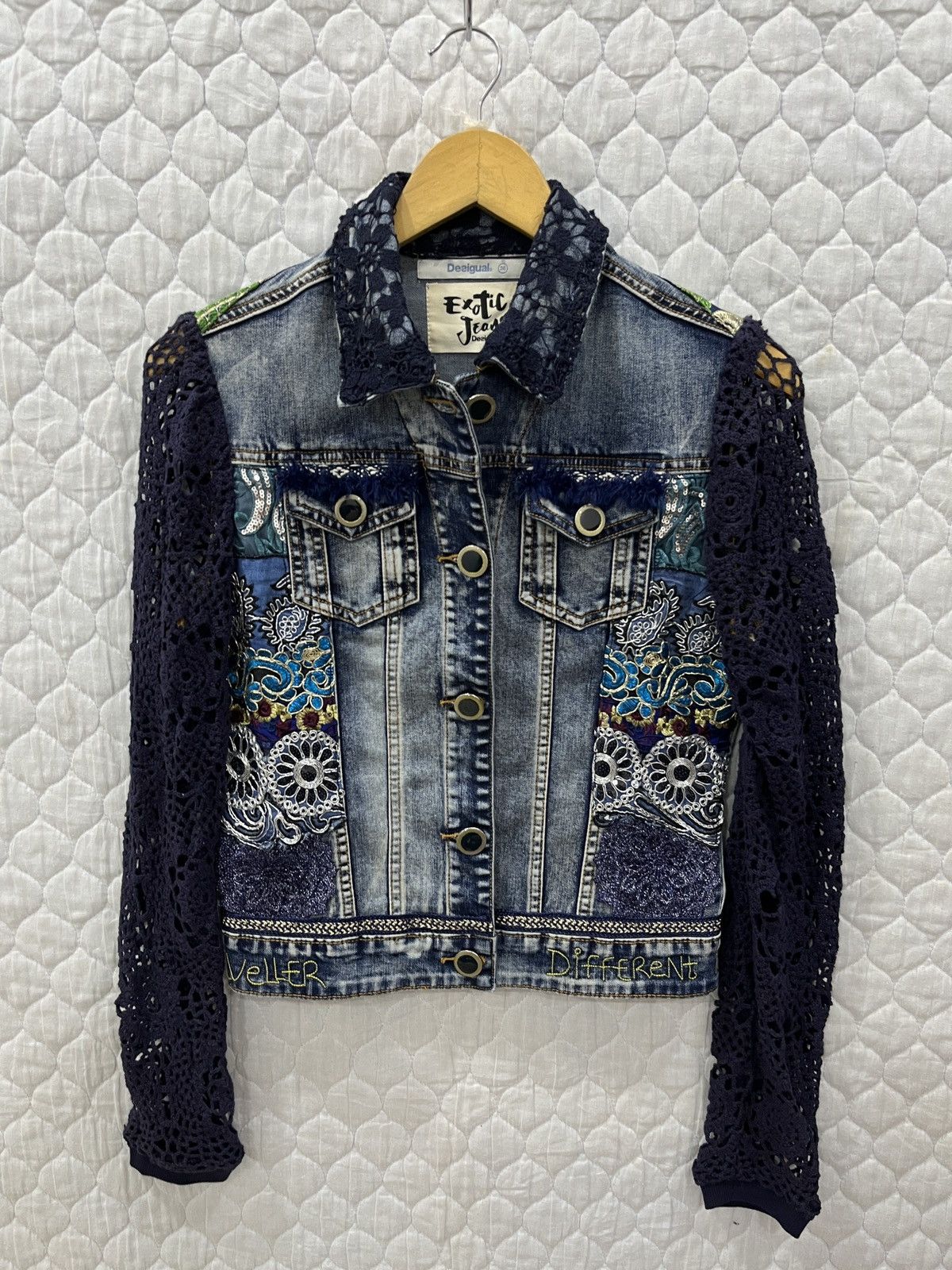 Desigual (Pppp). DESIGUAL EXOTIC JEANS JACKET Size XS / US 0-2 / IT 36-38 - 1 Thumbnail