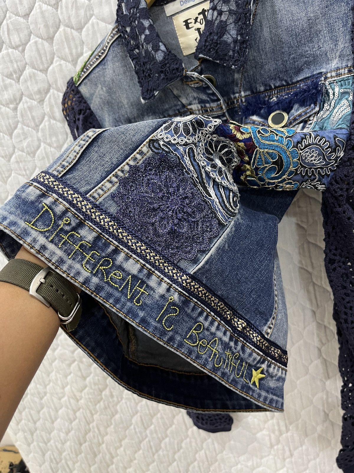 Desigual (Pppp). DESIGUAL EXOTIC JEANS JACKET Size XS / US 0-2 / IT 36-38 - 8 Thumbnail