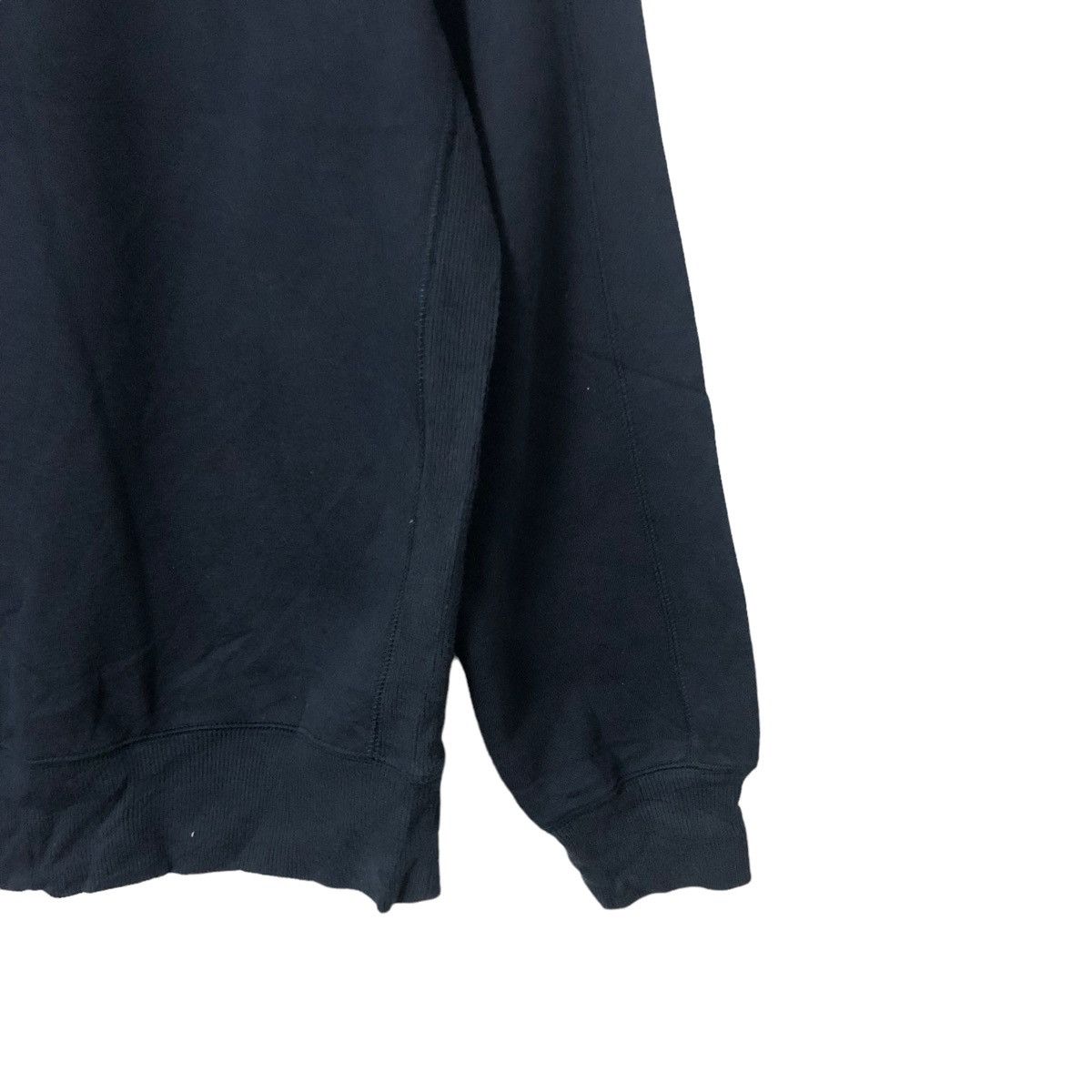 Nike Vintage Nike Crewneck Embroidery Small Logo Plain Sweatshirt Size US L / EU 52-54 / 3 - 2 Thumbnail