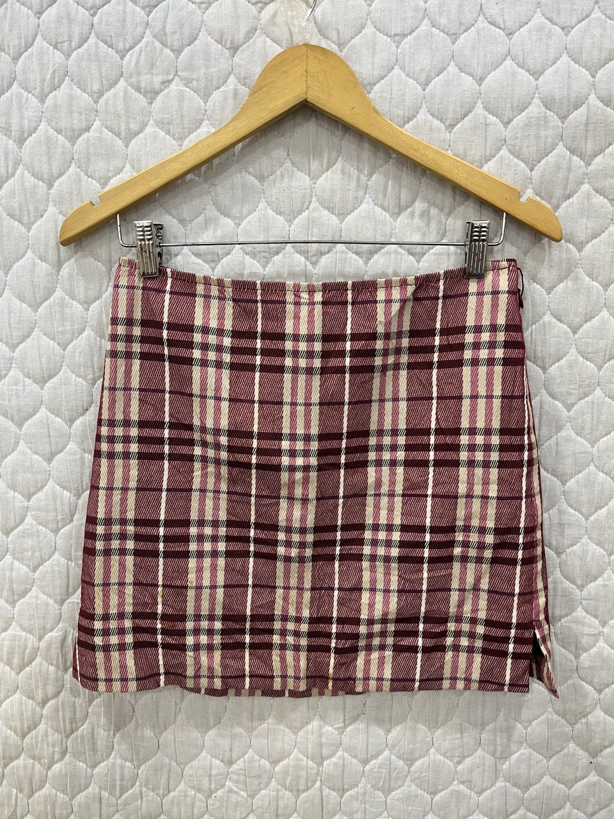 (Ppp). BURBERRY NOVA CHECK SKIRTS