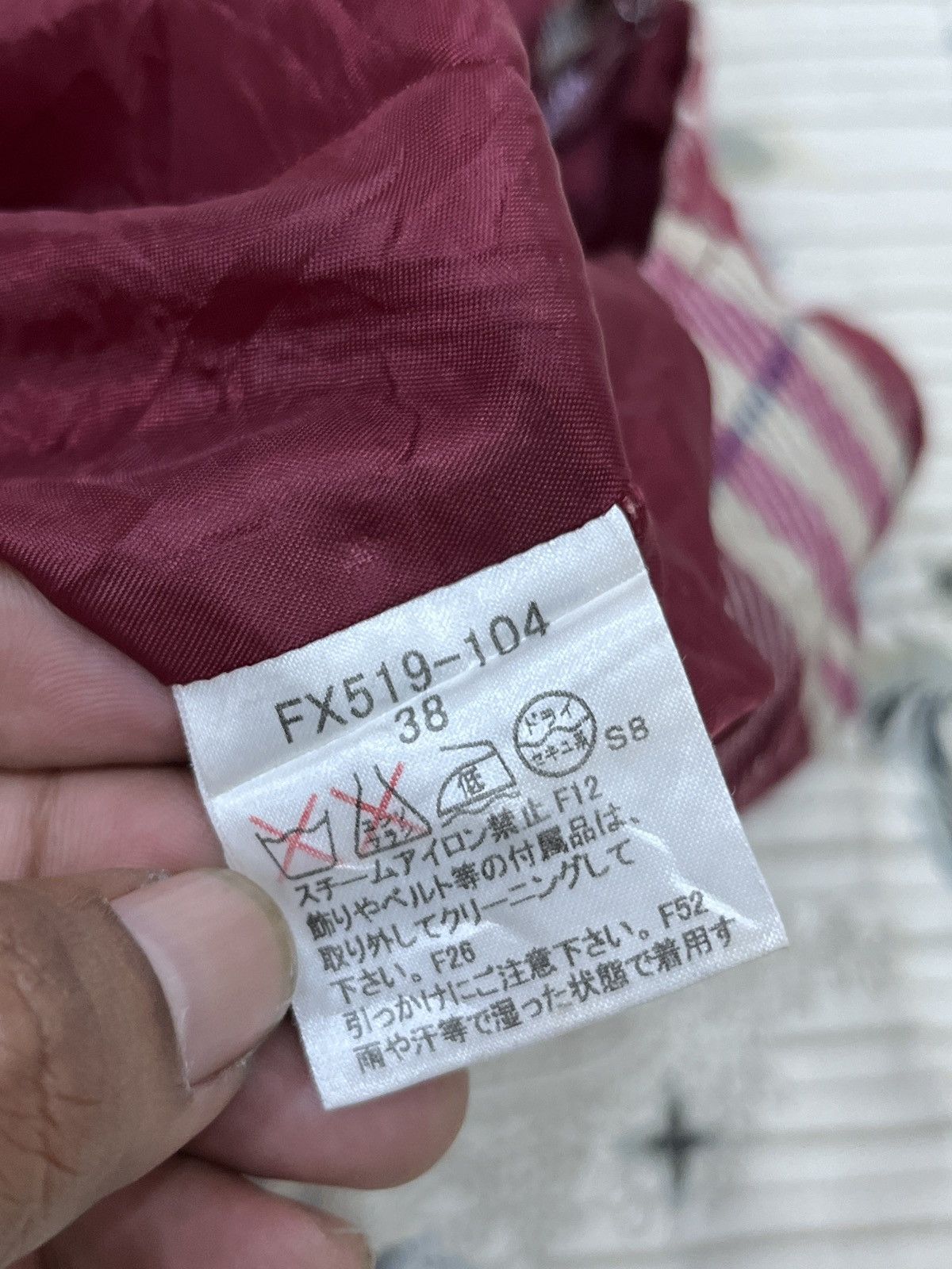 Burberry (Ppp). BURBERRY NOVA CHECK SKIRTS Size 28" / US 6 / IT 42 - 12 Thumbnail