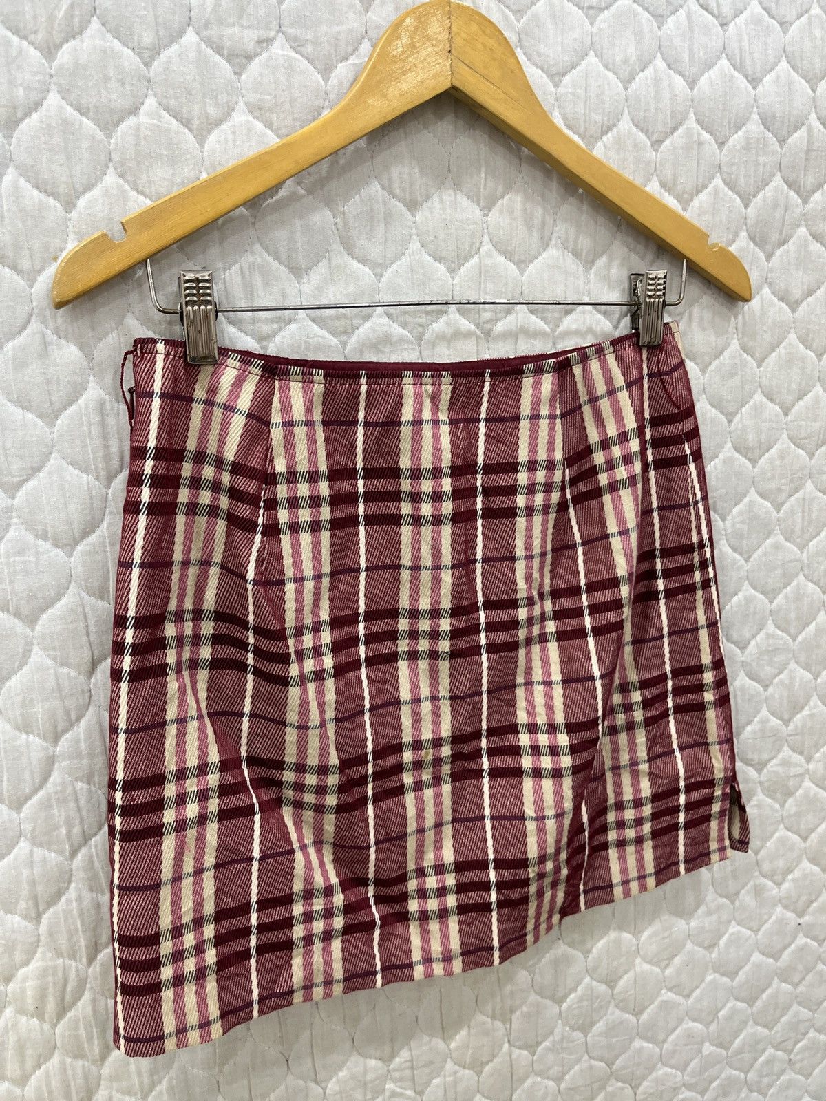 Burberry (Ppp). BURBERRY NOVA CHECK SKIRTS Size 28" / US 6 / IT 42 - 6 Thumbnail