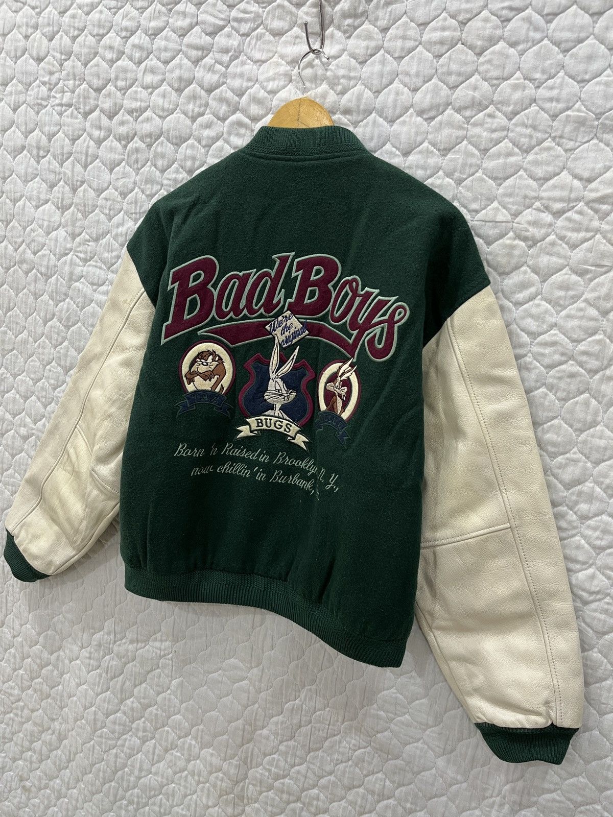 Acme Clothing (Eeee). VINTAGE ACME CLOTHING WARNER BROSS VARSITY JACKET Size US L / EU 52-54 / 3 - 2 Thumbnail