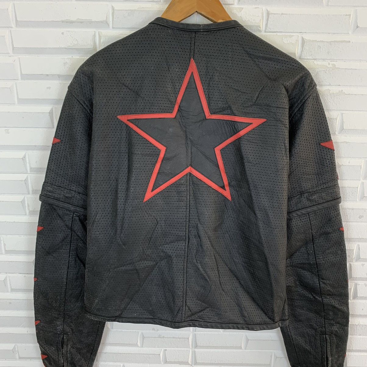 Sports Specialties 💥BLACK HORSE RACING TEAM LEATHER JACKET Size US S / EU 44-46 / 1 - 9 Thumbnail