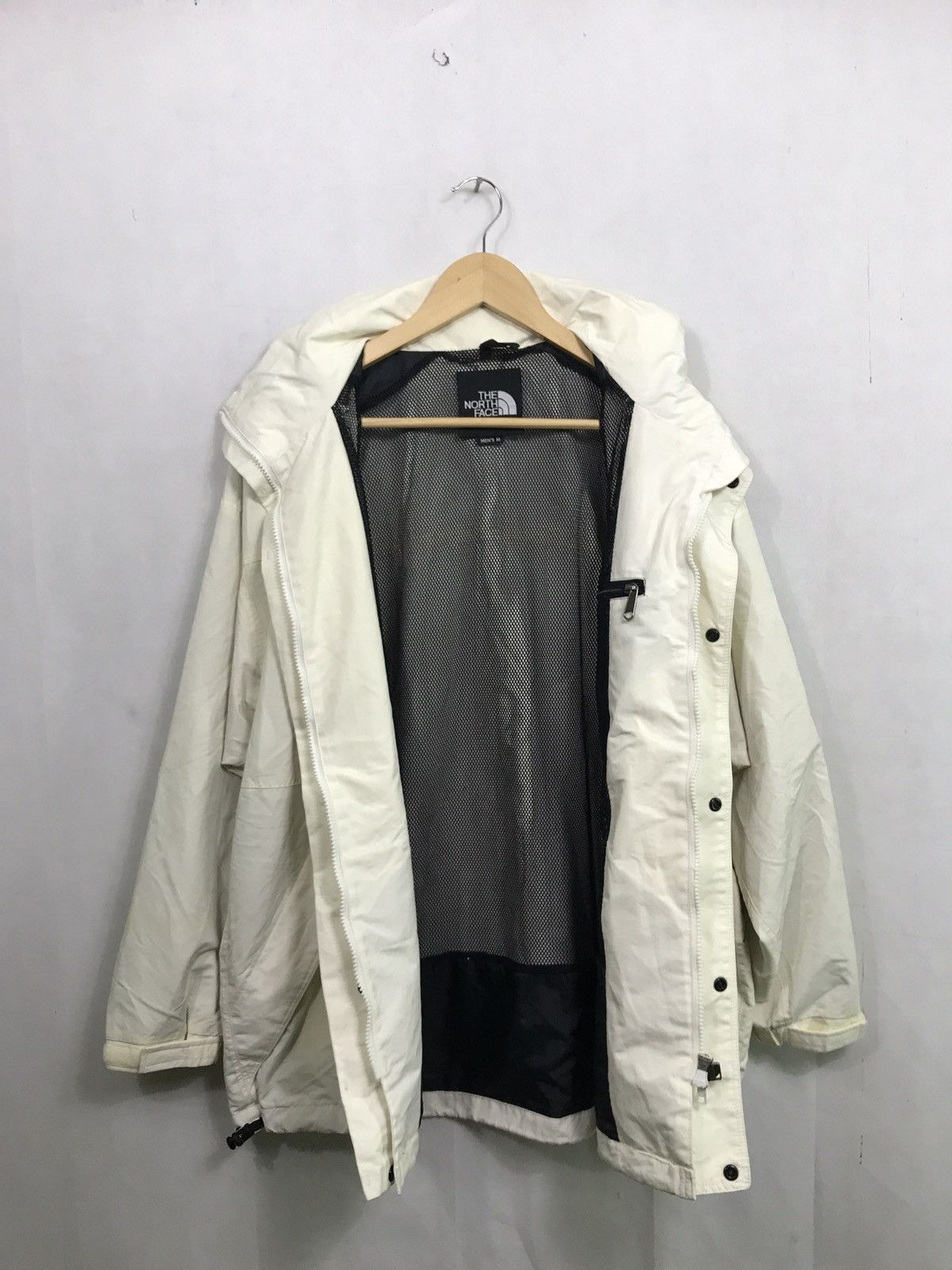 Nanamica 🔥FINAL DROP🔥THE NORTH FACE WHITE DERMIZAX TACTICAL JACKET Size US M / EU 48-50 / 2 - 7 Thumbnail