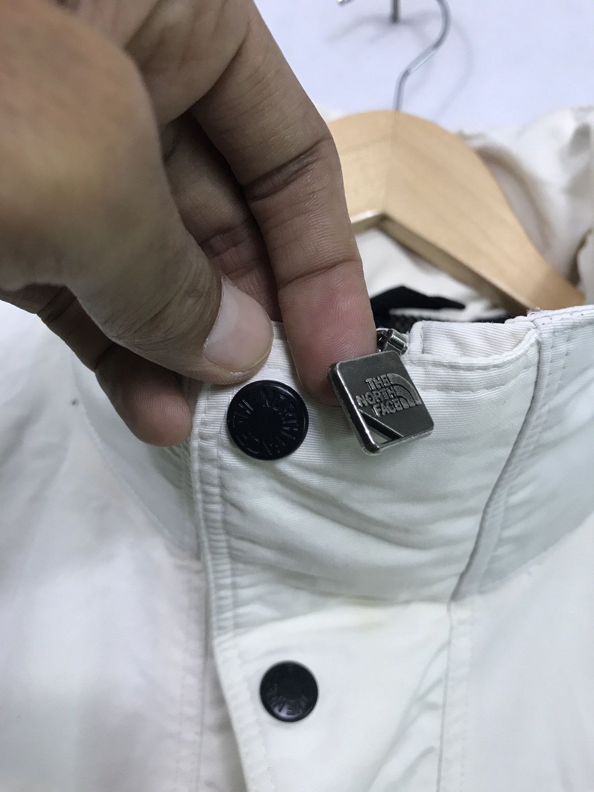 Nanamica 🔥FINAL DROP🔥THE NORTH FACE WHITE DERMIZAX TACTICAL JACKET Size US M / EU 48-50 / 2 - 8 Thumbnail