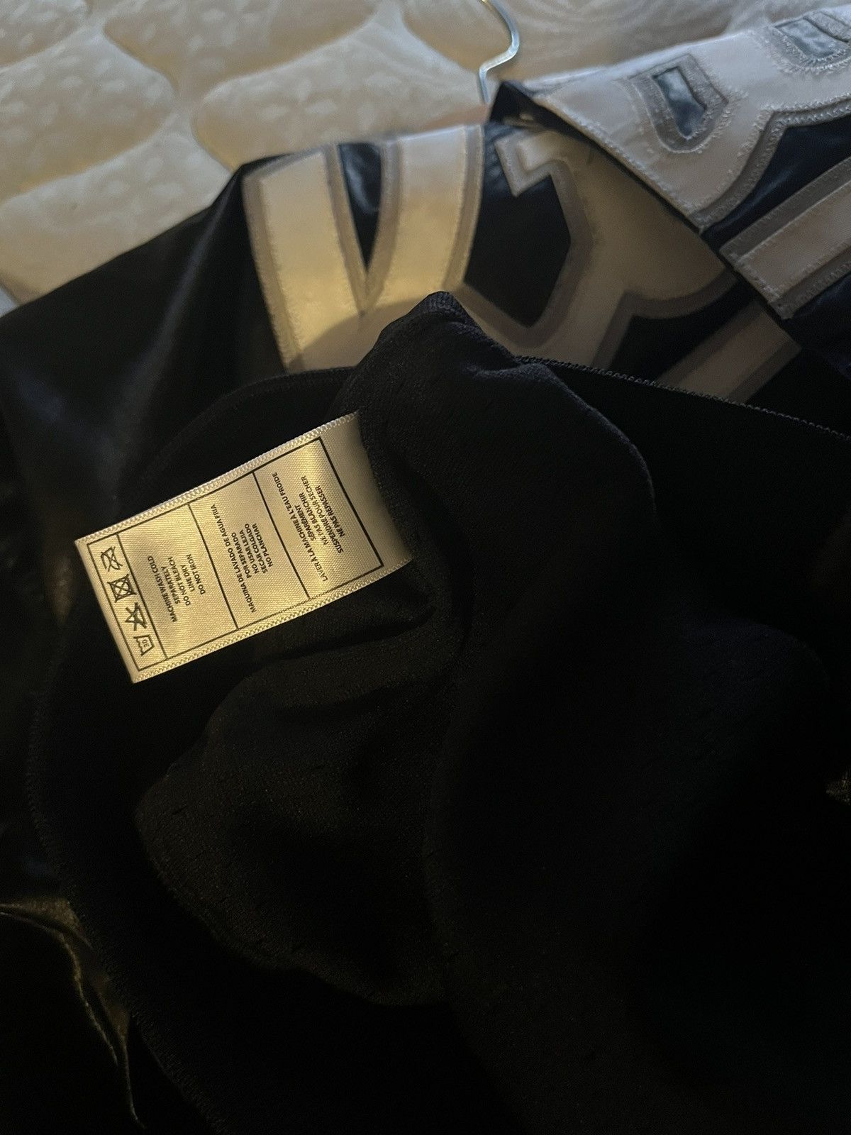 Kith × Mitchell & Ness × Ronnie Fieg Kith Satin Button Up Jacket Size US XXL / EU 58 / 5 - 5 Thumbnail