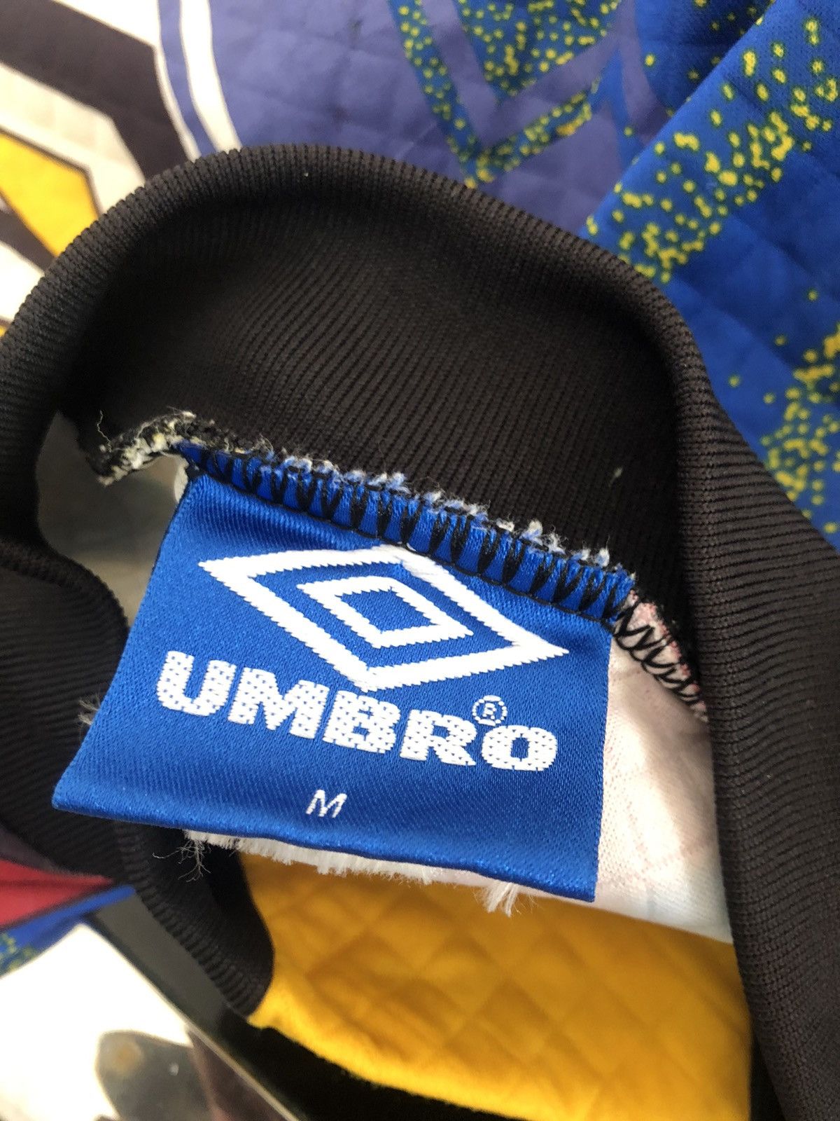 Umbro Vintage 90s UMBRO Goal Keeper Soccer Jersey Size US M / EU 48-50 / 2 - 18 Thumbnail