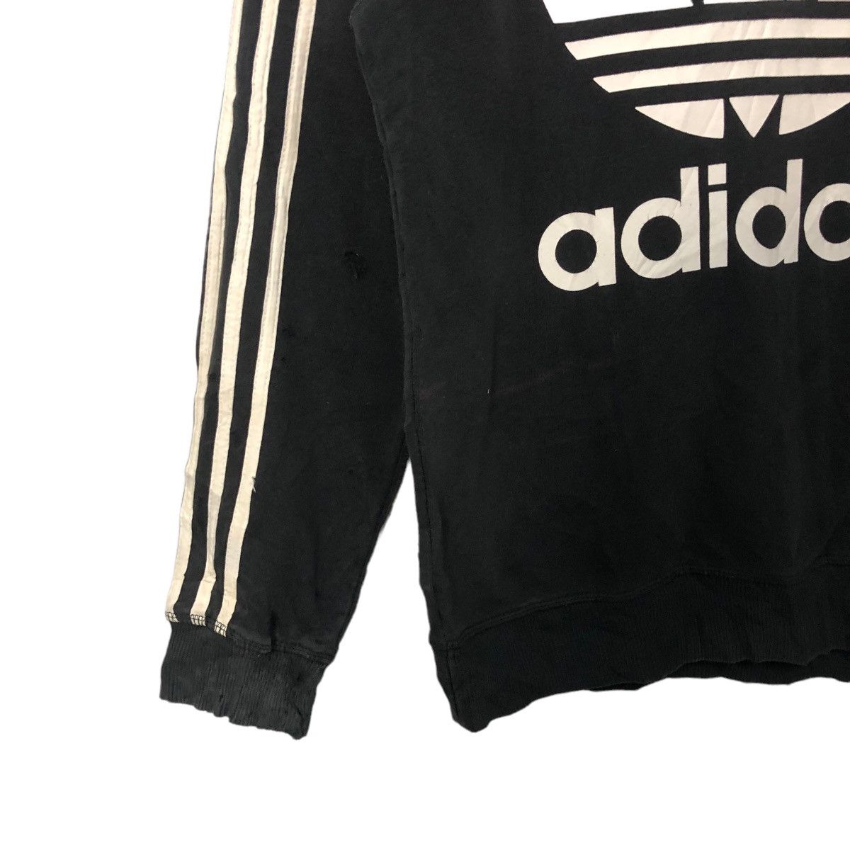 Adidas Vintage Adidas Trefoil Crewneck Big Logo Faded Sweatshirt Size US S / EU 44-46 / 1 - 3 Thumbnail