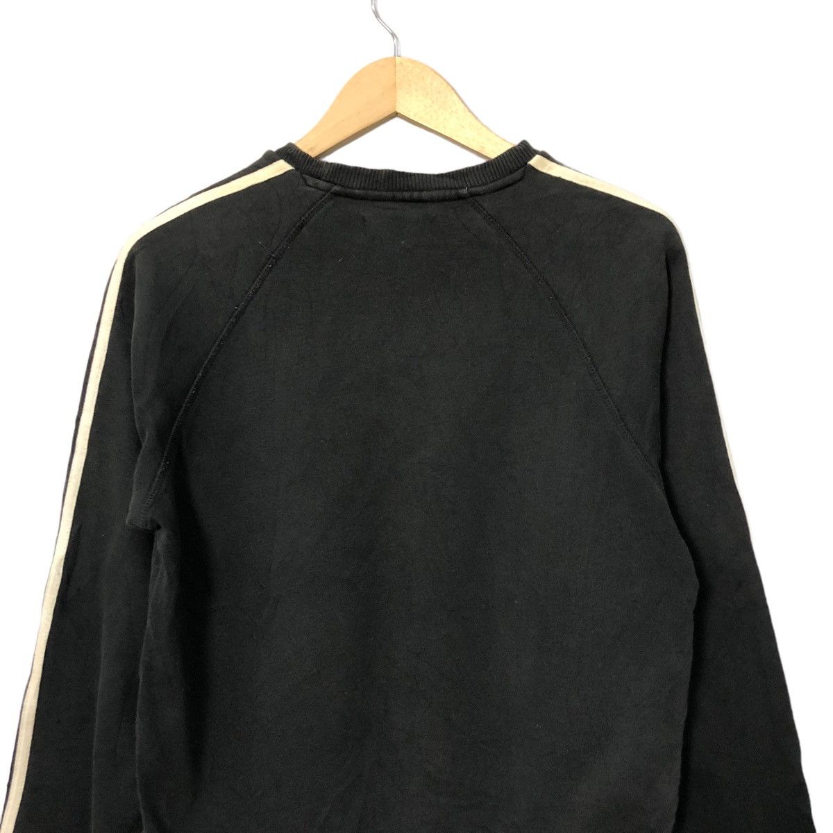 Adidas Vintage Adidas Trefoil Crewneck Big Logo Faded Sweatshirt Size US S / EU 44-46 / 1 - 8 Thumbnail